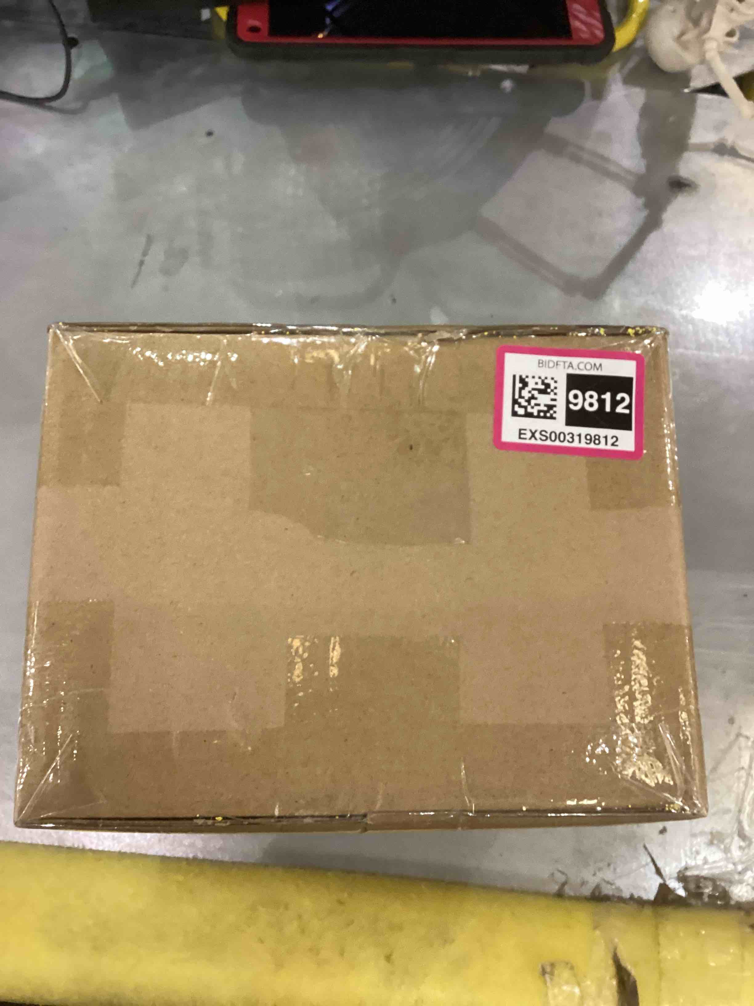 https://s3.amazonaws.com/lotting-images-prod/bidfta/EXS00319812_1688742300761.jpeg