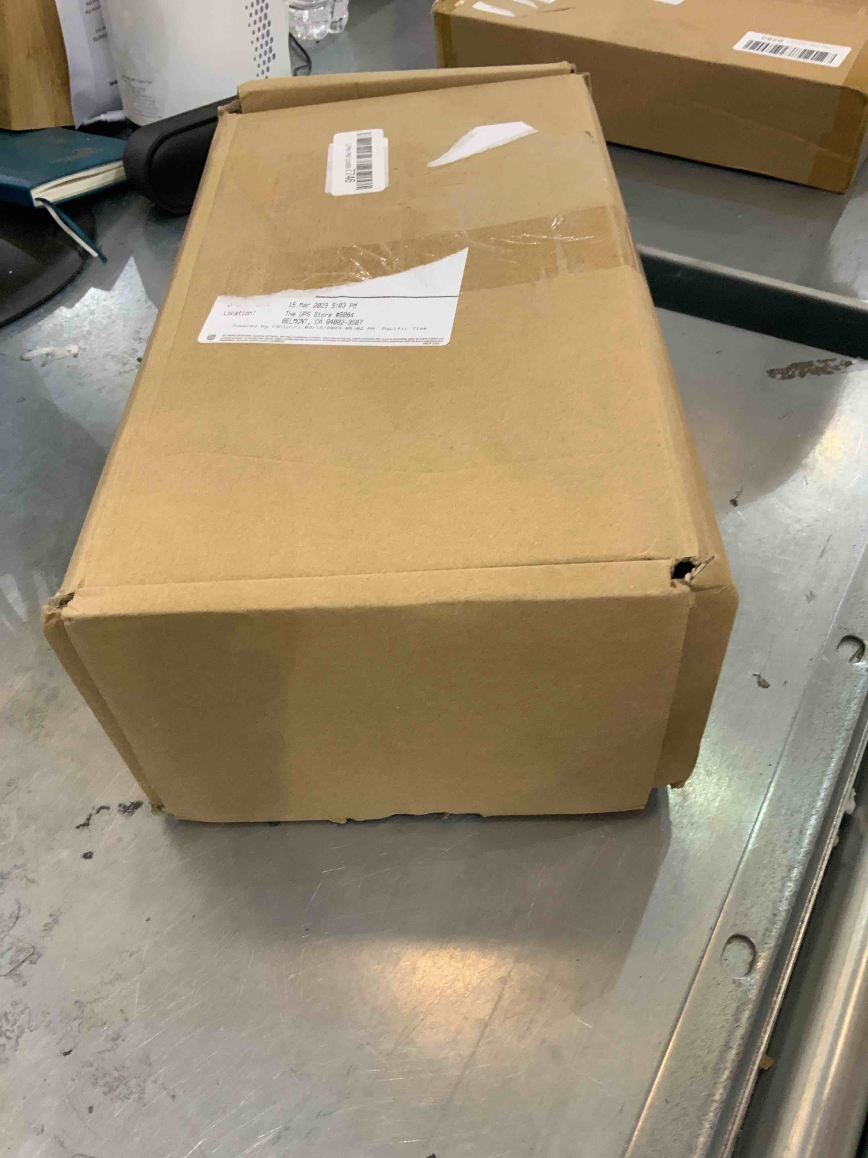 https://s3.amazonaws.com/lotting-images-prod/bidfta/EXS00320260_1688751062389.jpeg
