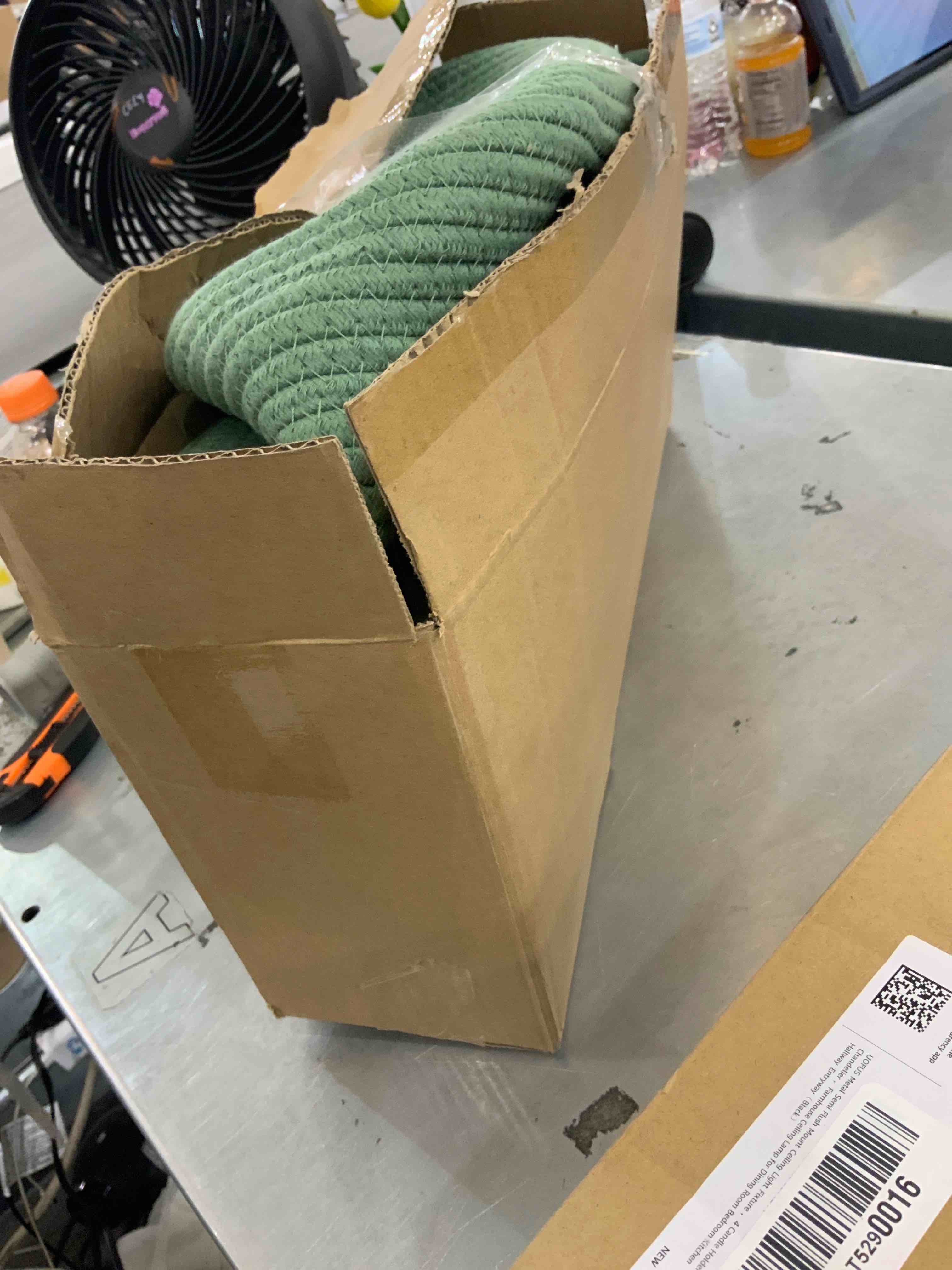 https://s3.amazonaws.com/lotting-images-prod/bidfta/EXS00320272_1688754236272.jpeg