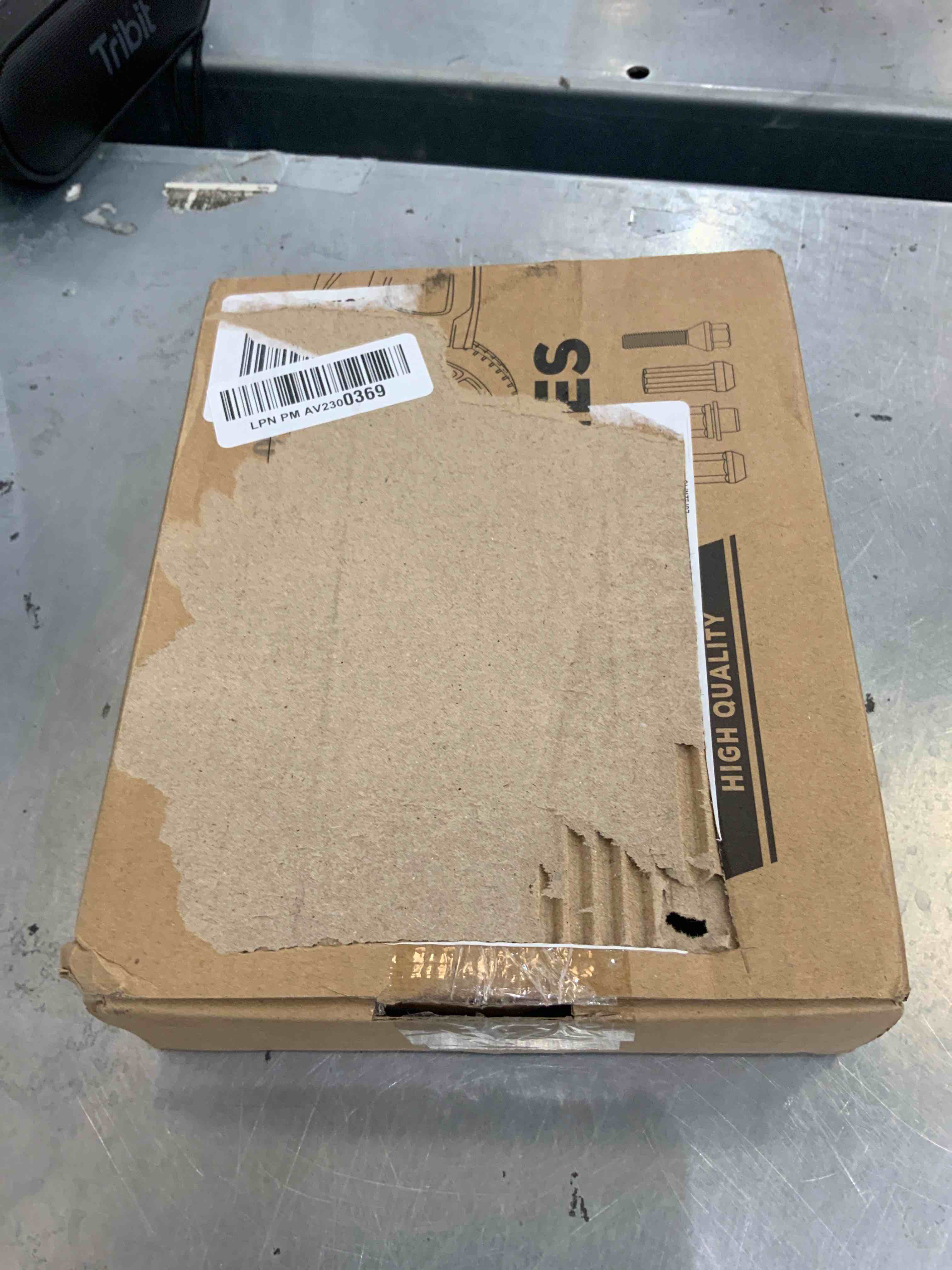 https://s3.amazonaws.com/lotting-images-prod/bidfta/EXS00320292_1688757869376.jpeg