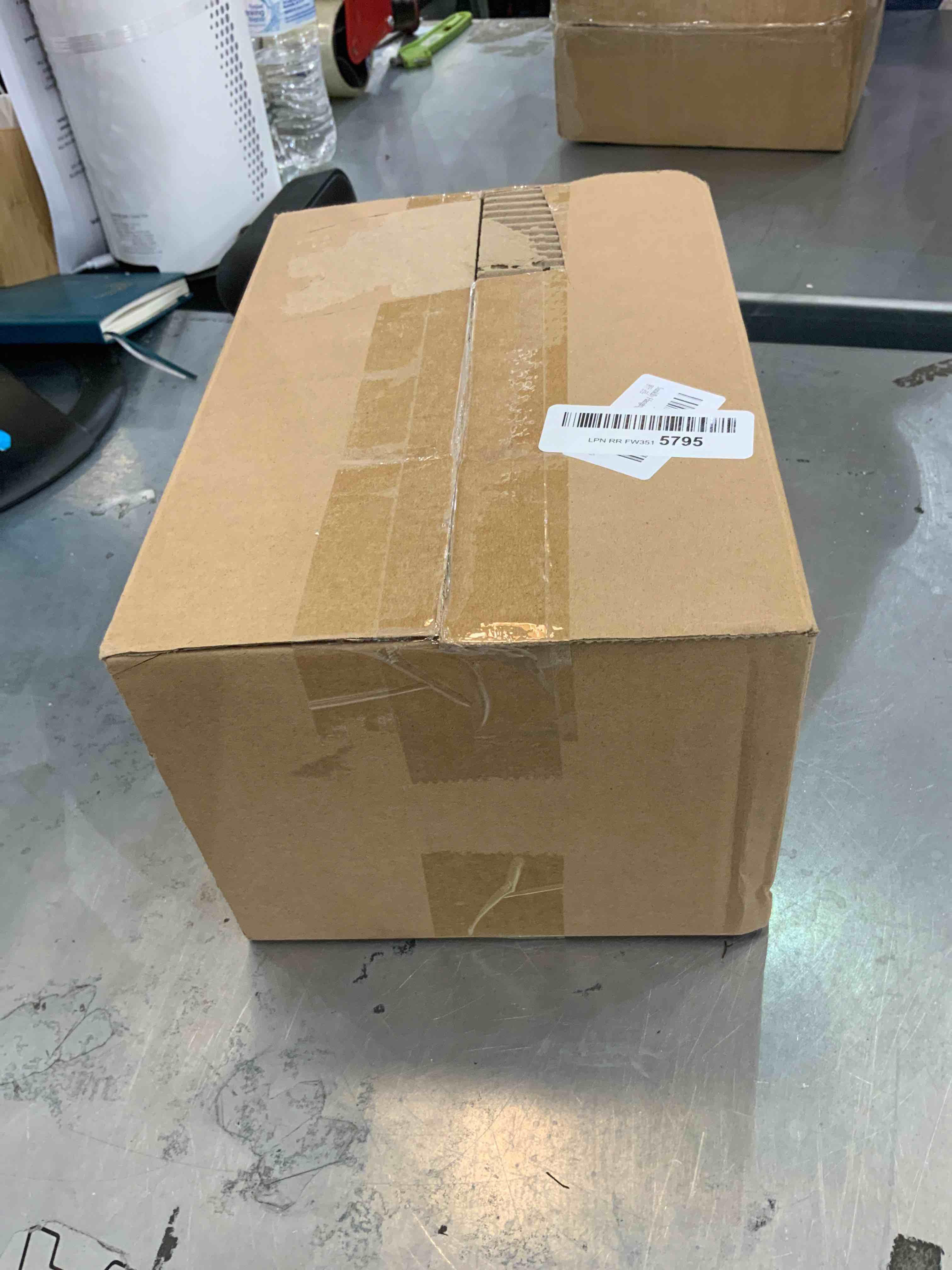https://s3.amazonaws.com/lotting-images-prod/bidfta/EXS00320439_1689000429156.jpeg