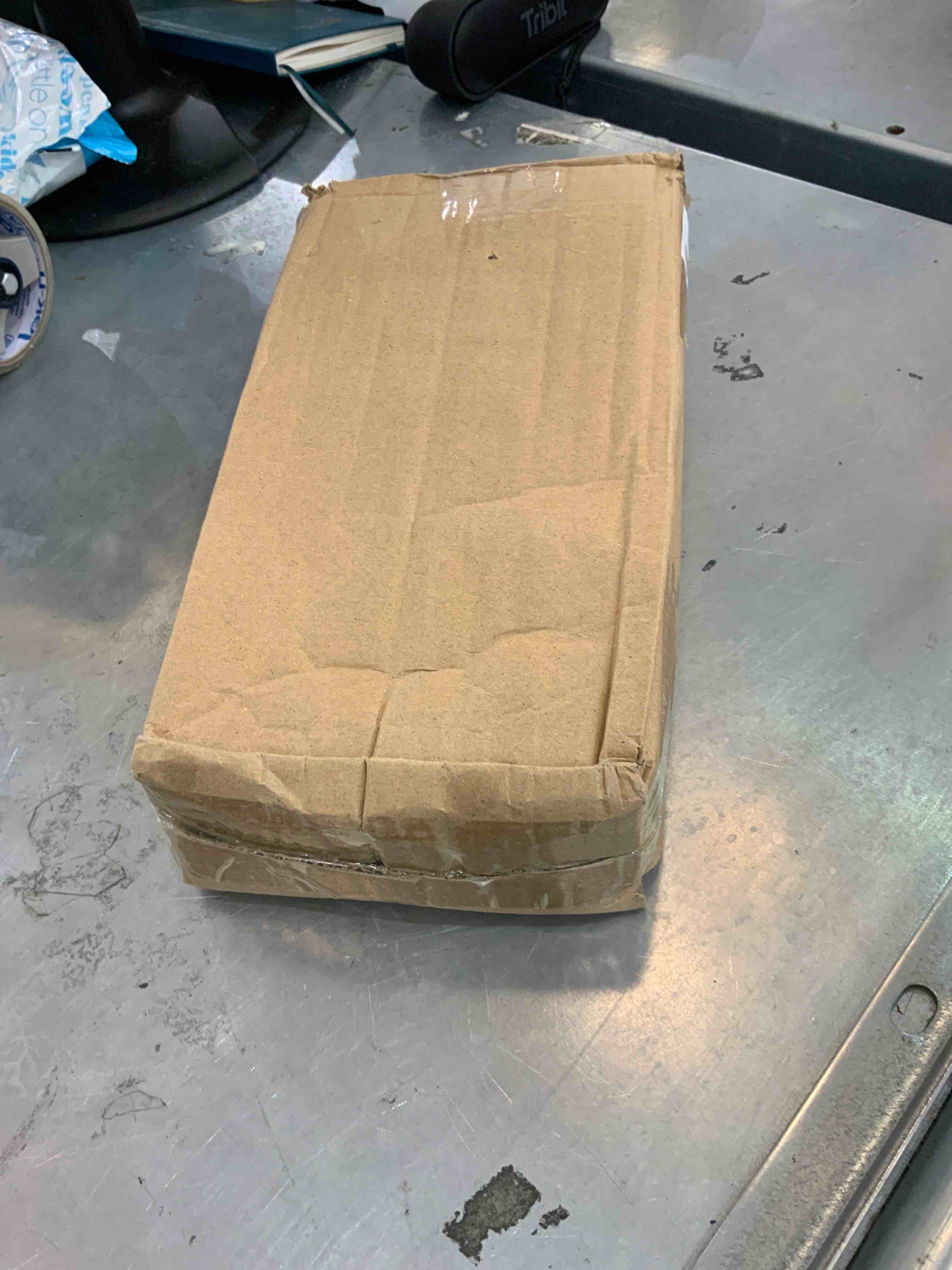 https://s3.amazonaws.com/lotting-images-prod/bidfta/EXS00320555_1689010382851.jpeg