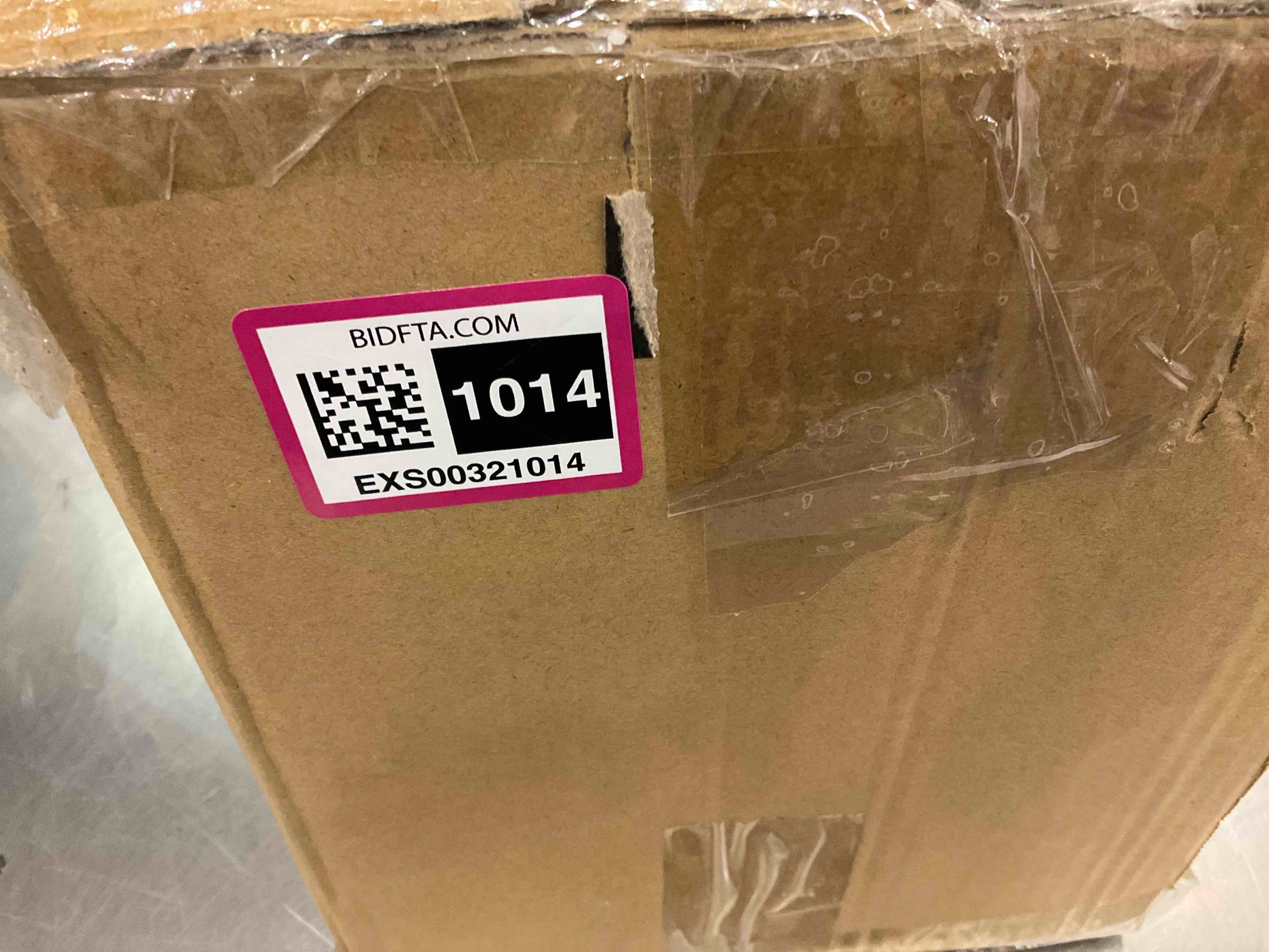 https://s3.amazonaws.com/lotting-images-prod/bidfta/EXS00321014_1689170924445.jpeg