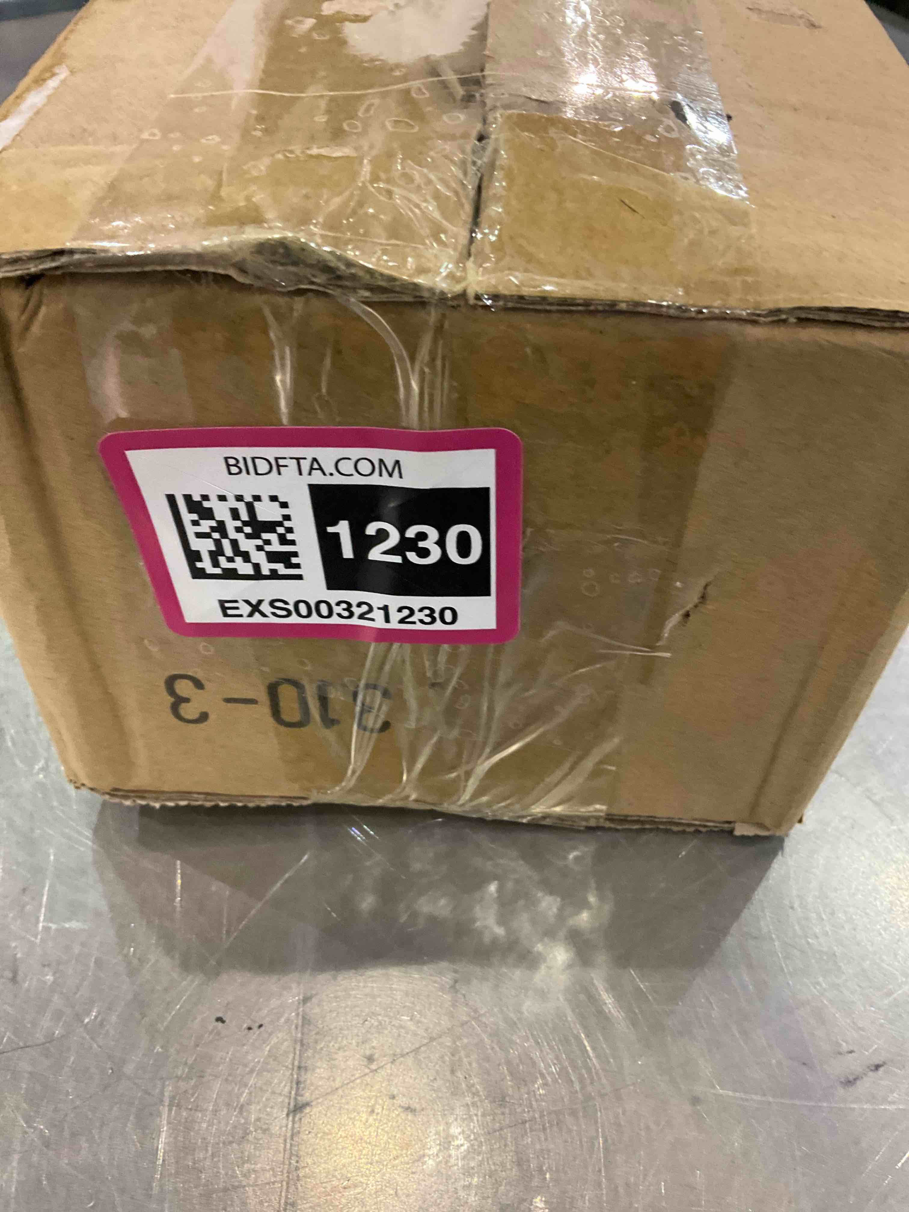 https://s3.amazonaws.com/lotting-images-prod/bidfta/EXS00321230_1689333220355.jpeg