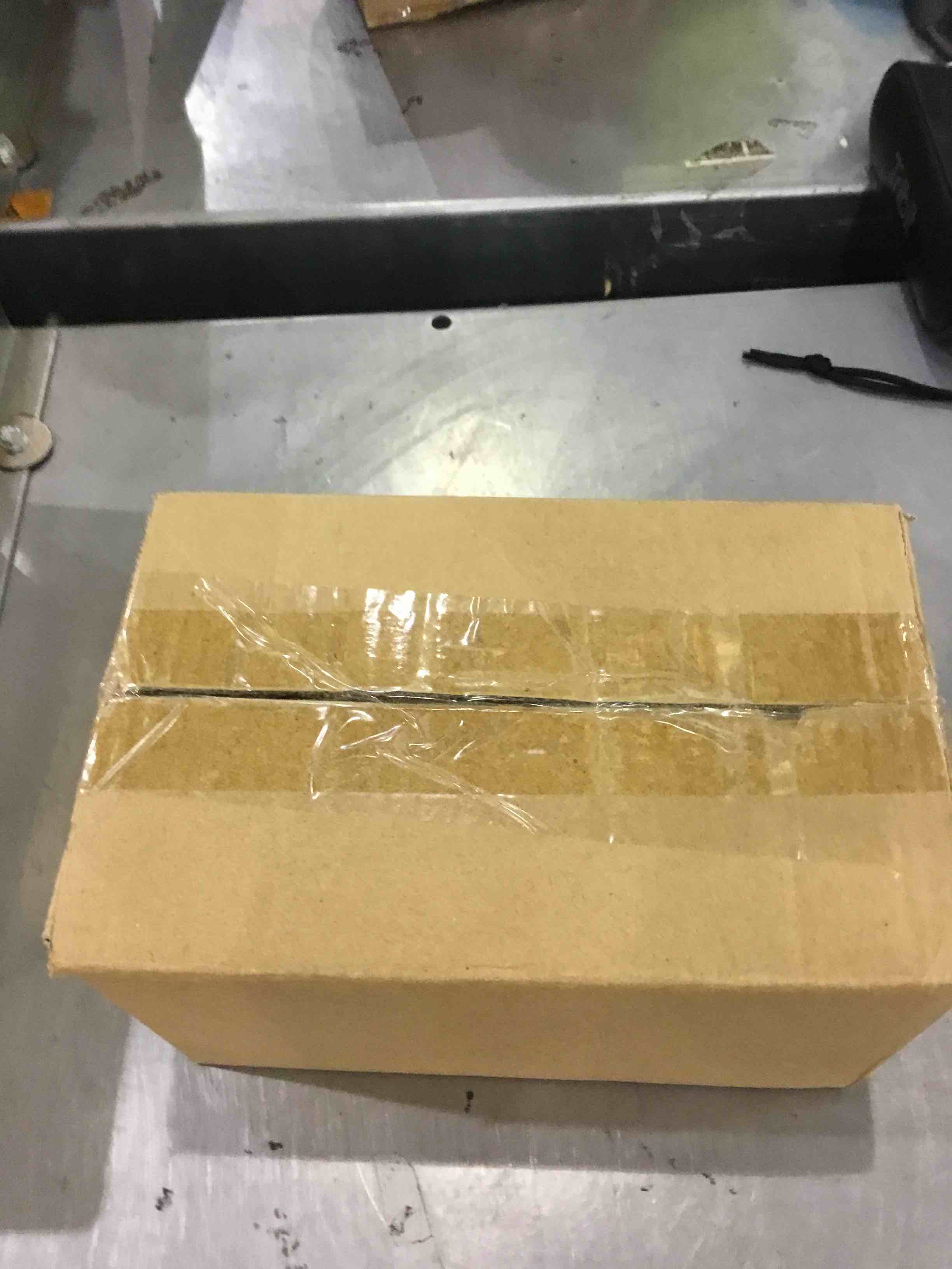 https://s3.amazonaws.com/lotting-images-prod/bidfta/EXS00321902_1689076161314.jpeg