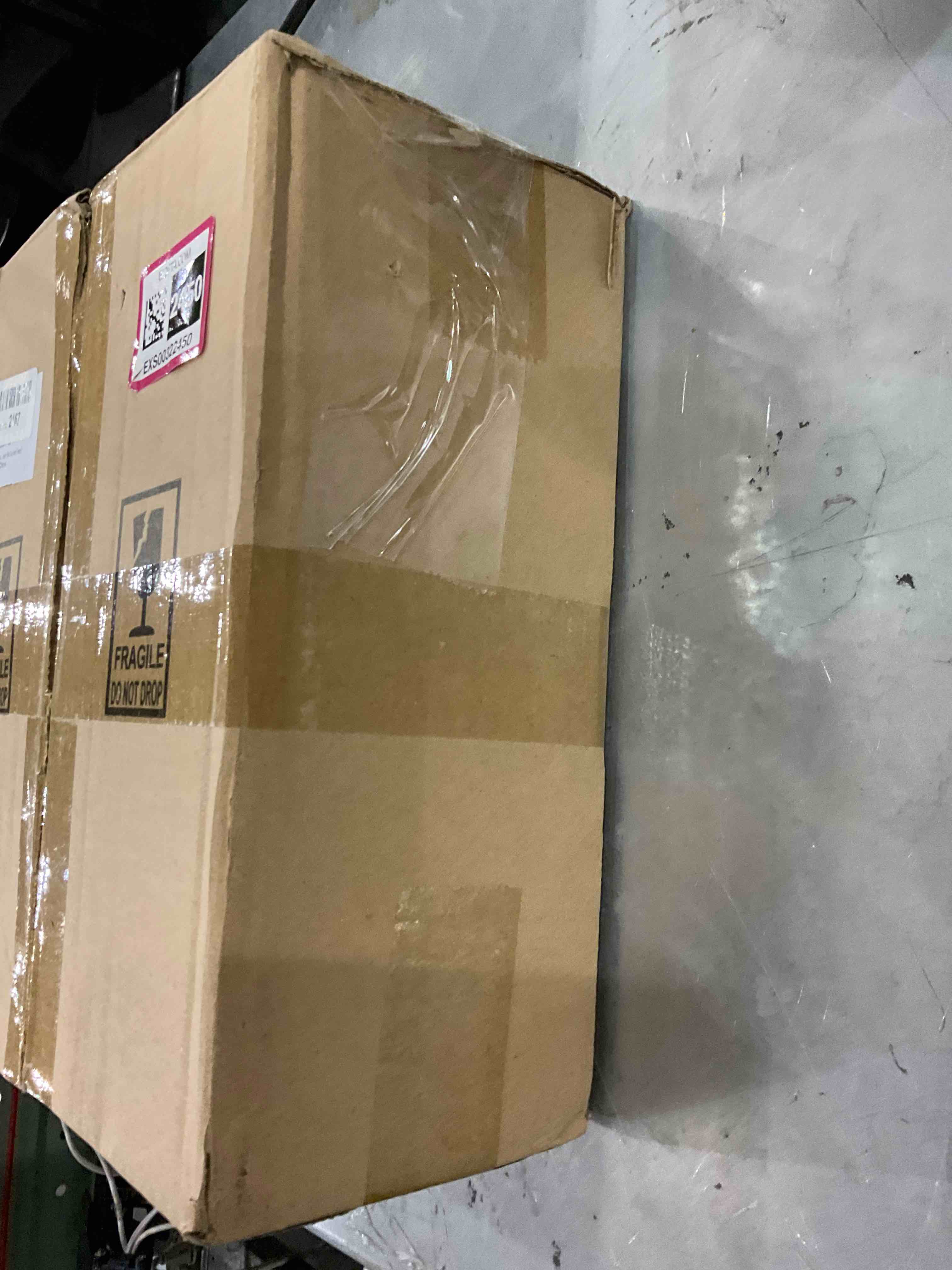https://s3.amazonaws.com/lotting-images-prod/bidfta/EXS00322450_1689075170672.jpeg