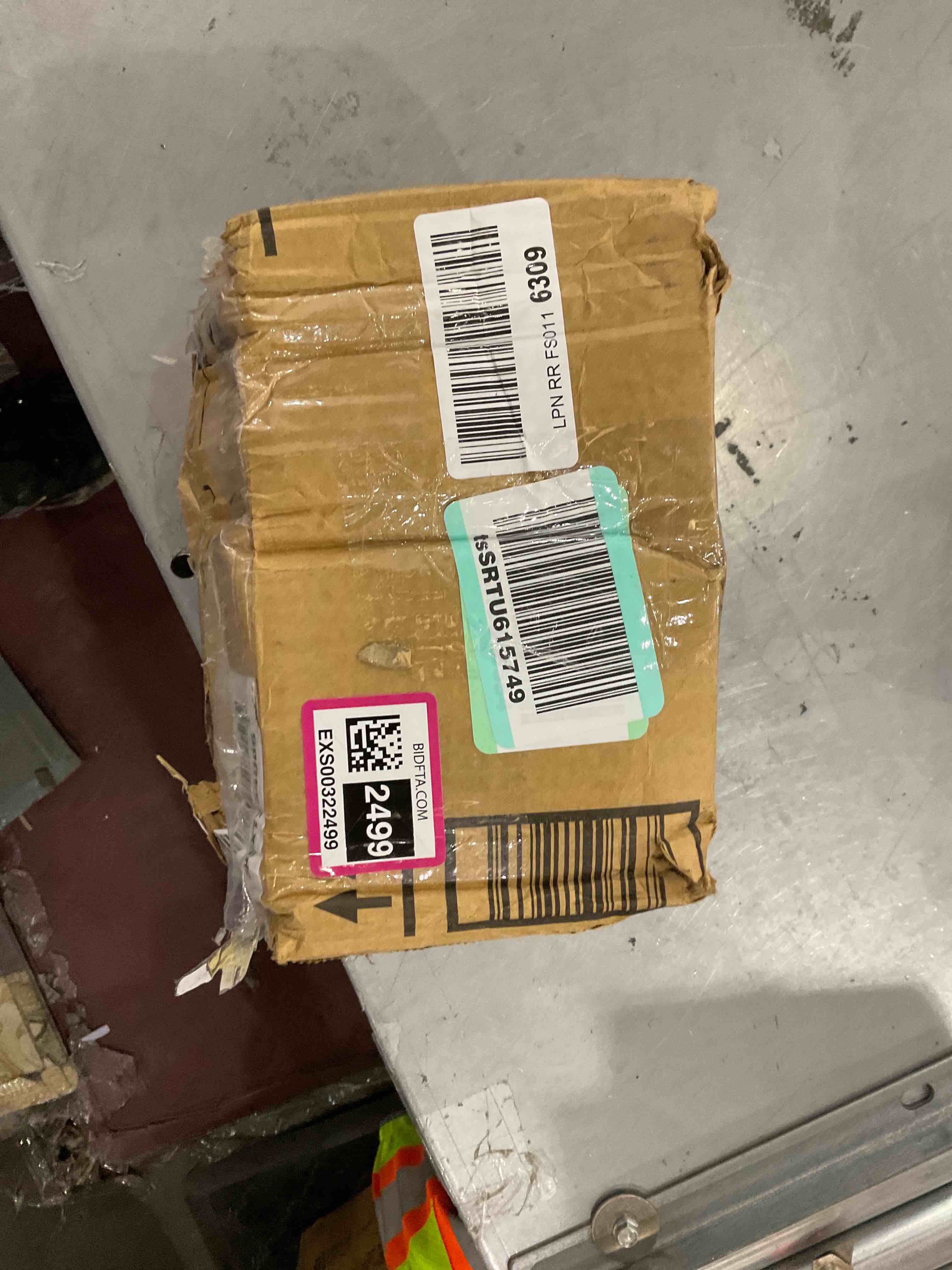 https://s3.amazonaws.com/lotting-images-prod/bidfta/EXS00322499_1689076911927.jpeg