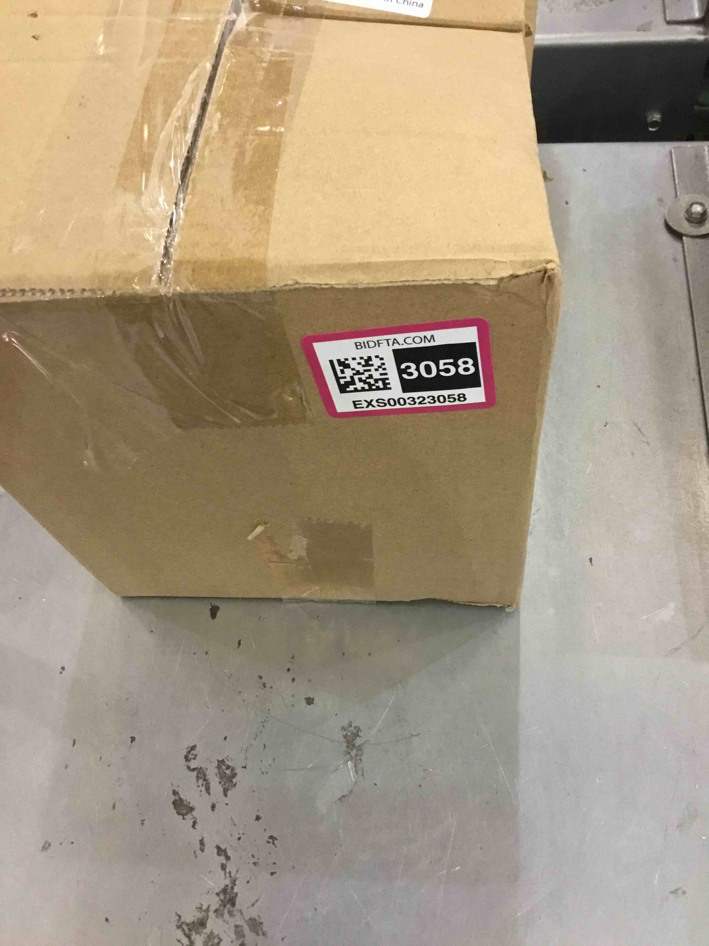 https://s3.amazonaws.com/lotting-images-prod/bidfta/EXS00323058_1688658657355.jpeg