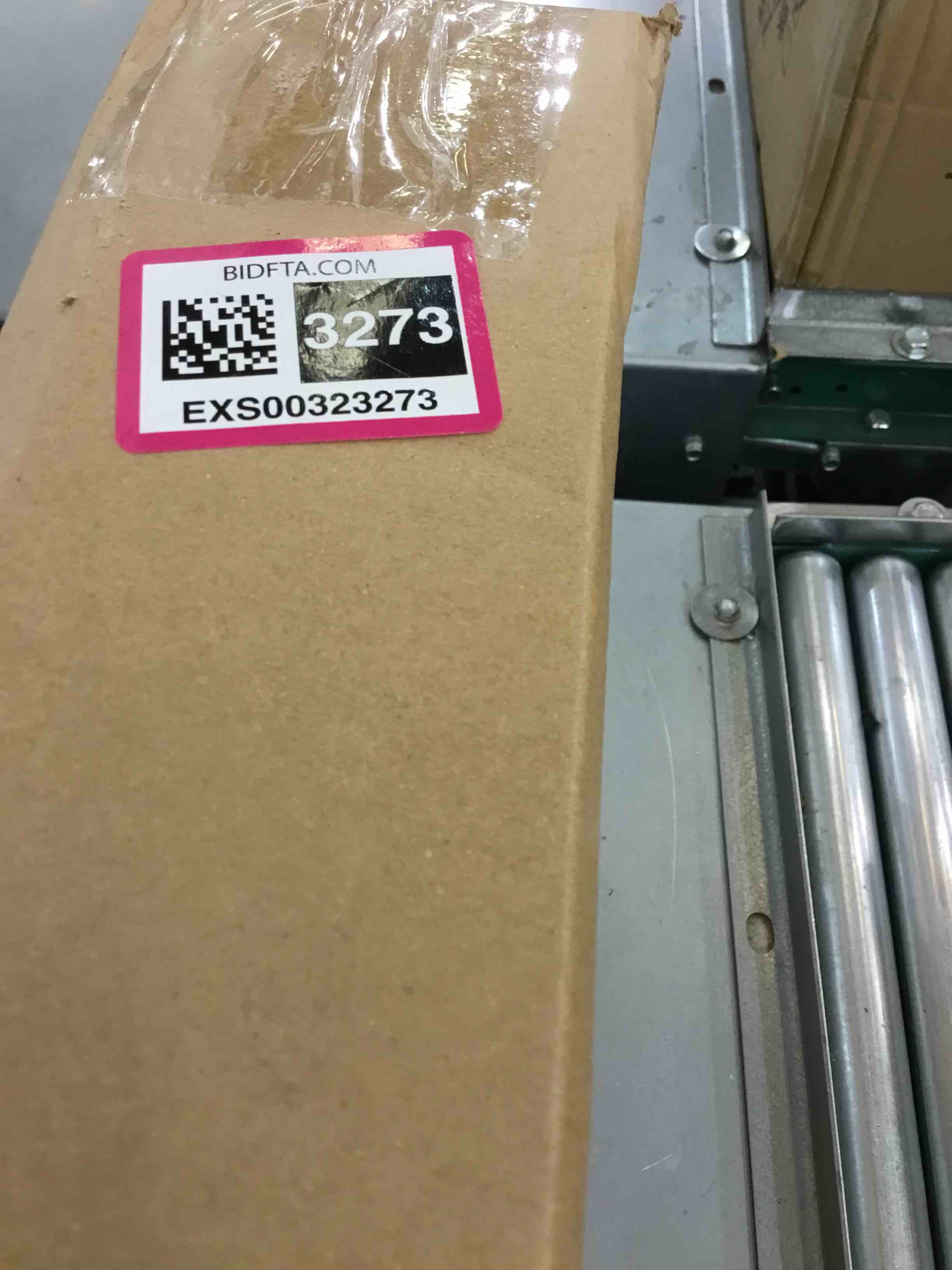 https://s3.amazonaws.com/lotting-images-prod/bidfta/EXS00323273_1688758833269.jpeg