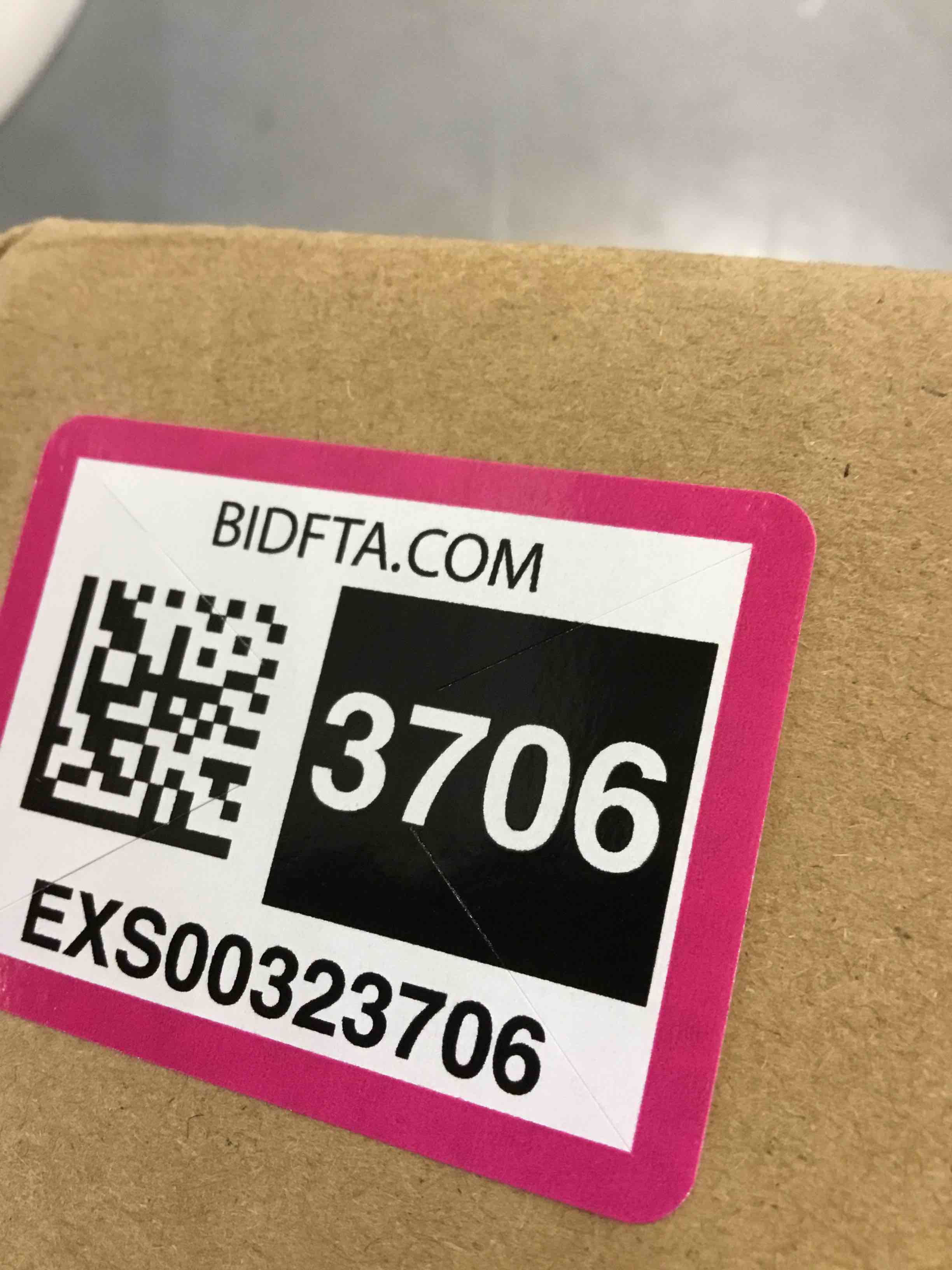 https://s3.amazonaws.com/lotting-images-prod/bidfta/EXS00323706_1689088817907.jpeg