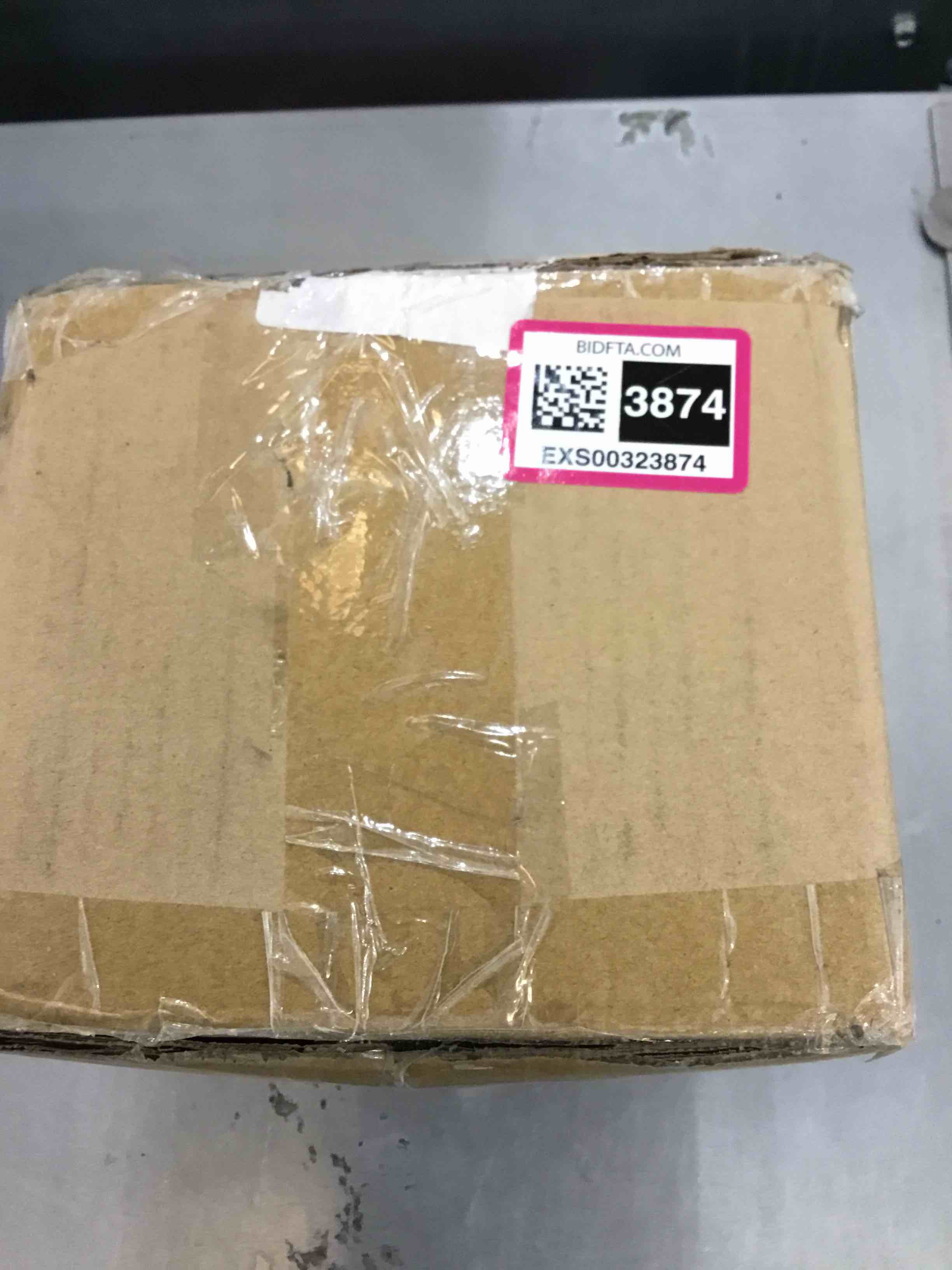 https://s3.amazonaws.com/lotting-images-prod/bidfta/EXS00323874_1689173801579.jpeg