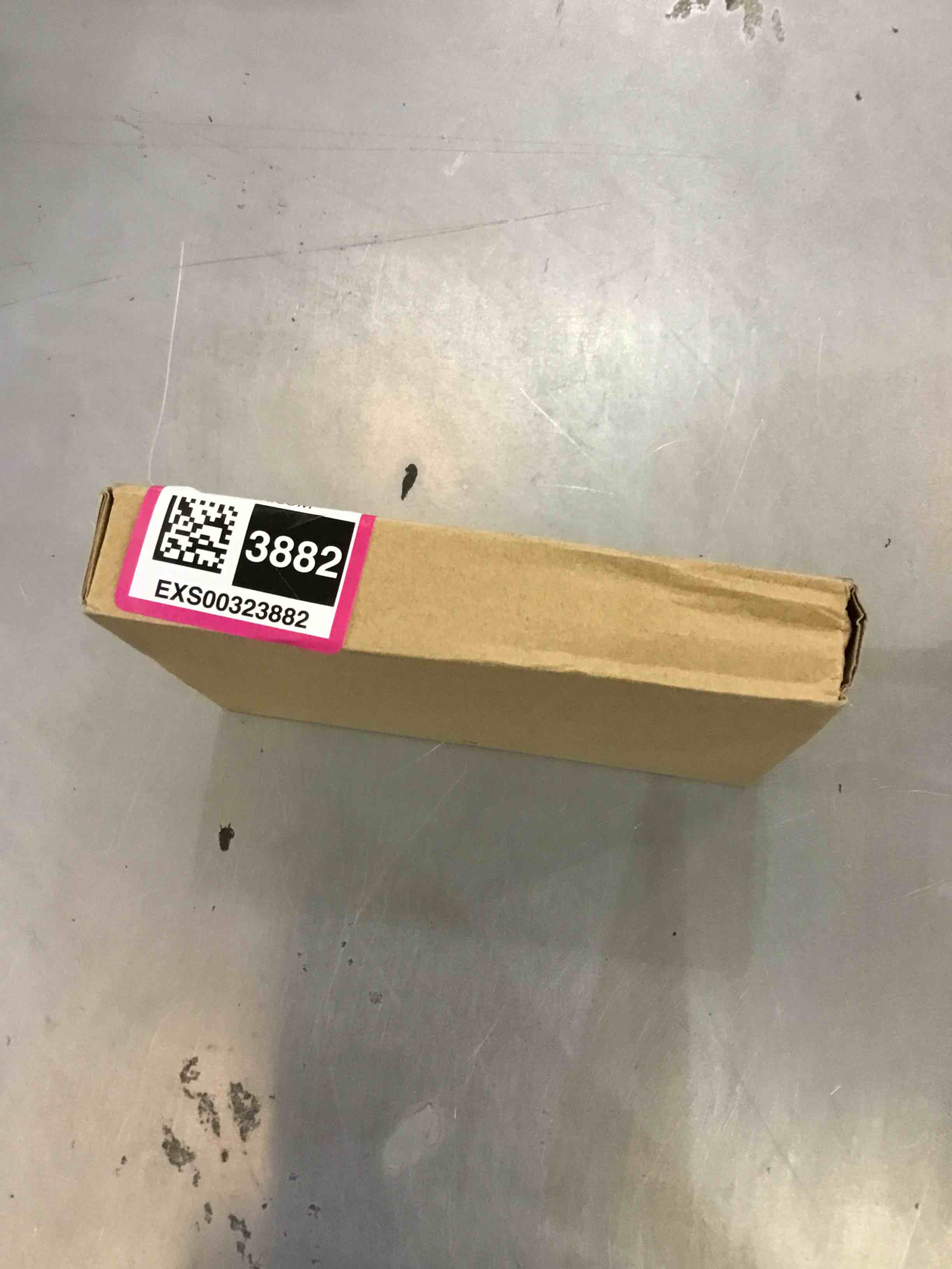 https://s3.amazonaws.com/lotting-images-prod/bidfta/EXS00323882_1689174827733.jpeg