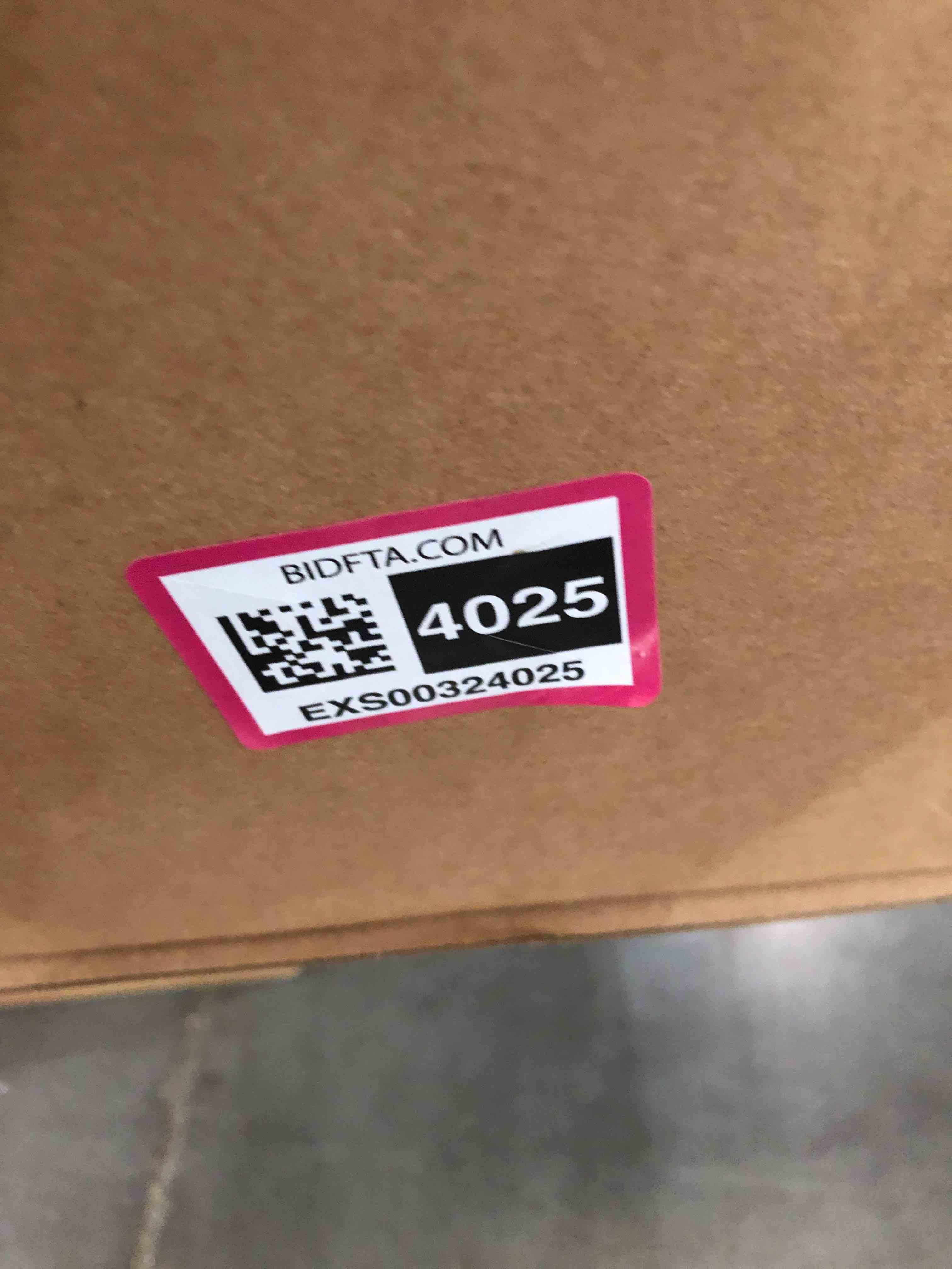 https://s3.amazonaws.com/lotting-images-prod/bidfta/EXS00324025_1689337262023.jpeg