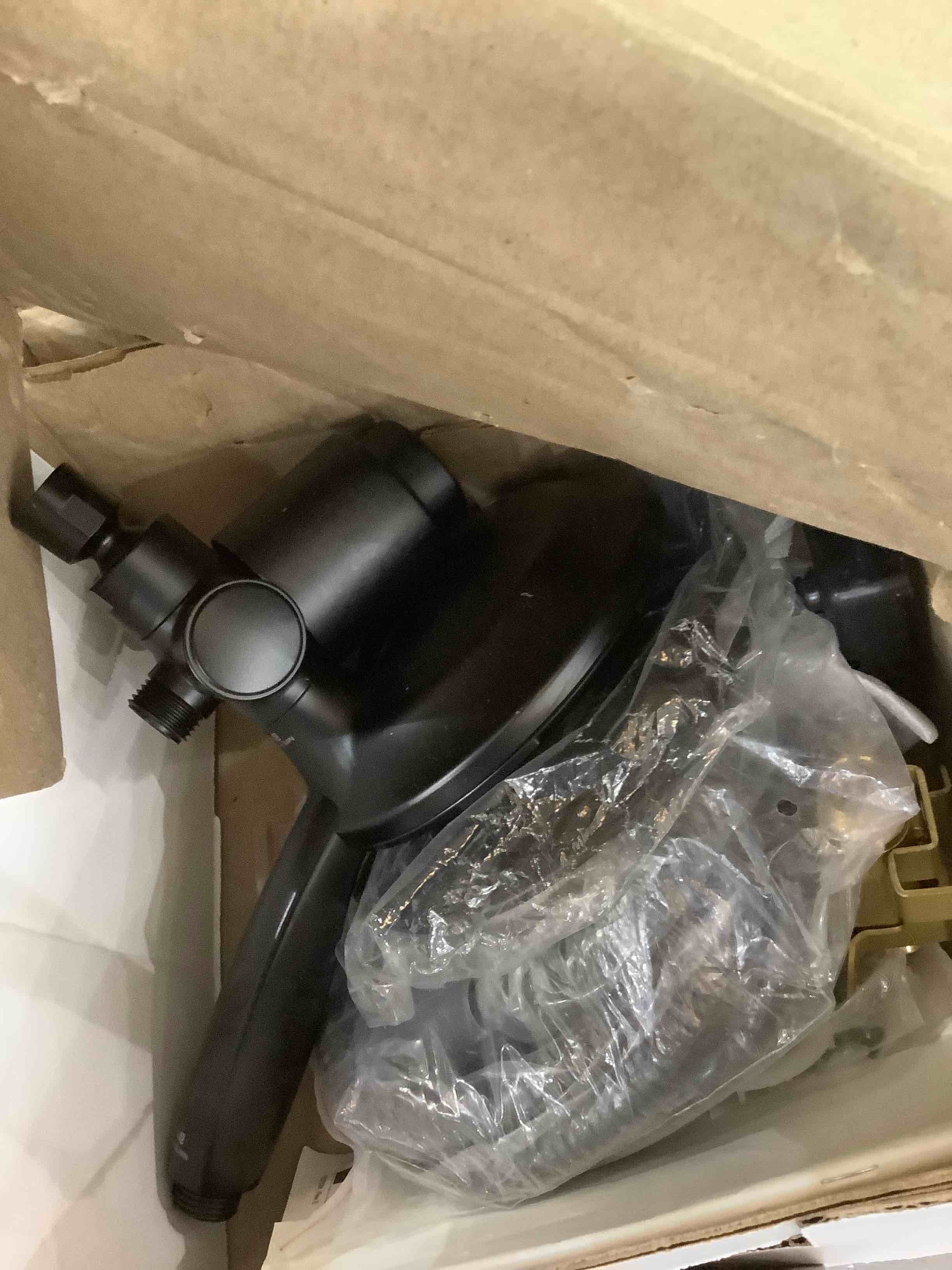 https://s3.amazonaws.com/lotting-images-prod/bidfta/EXS00324500_1692117629767.jpeg