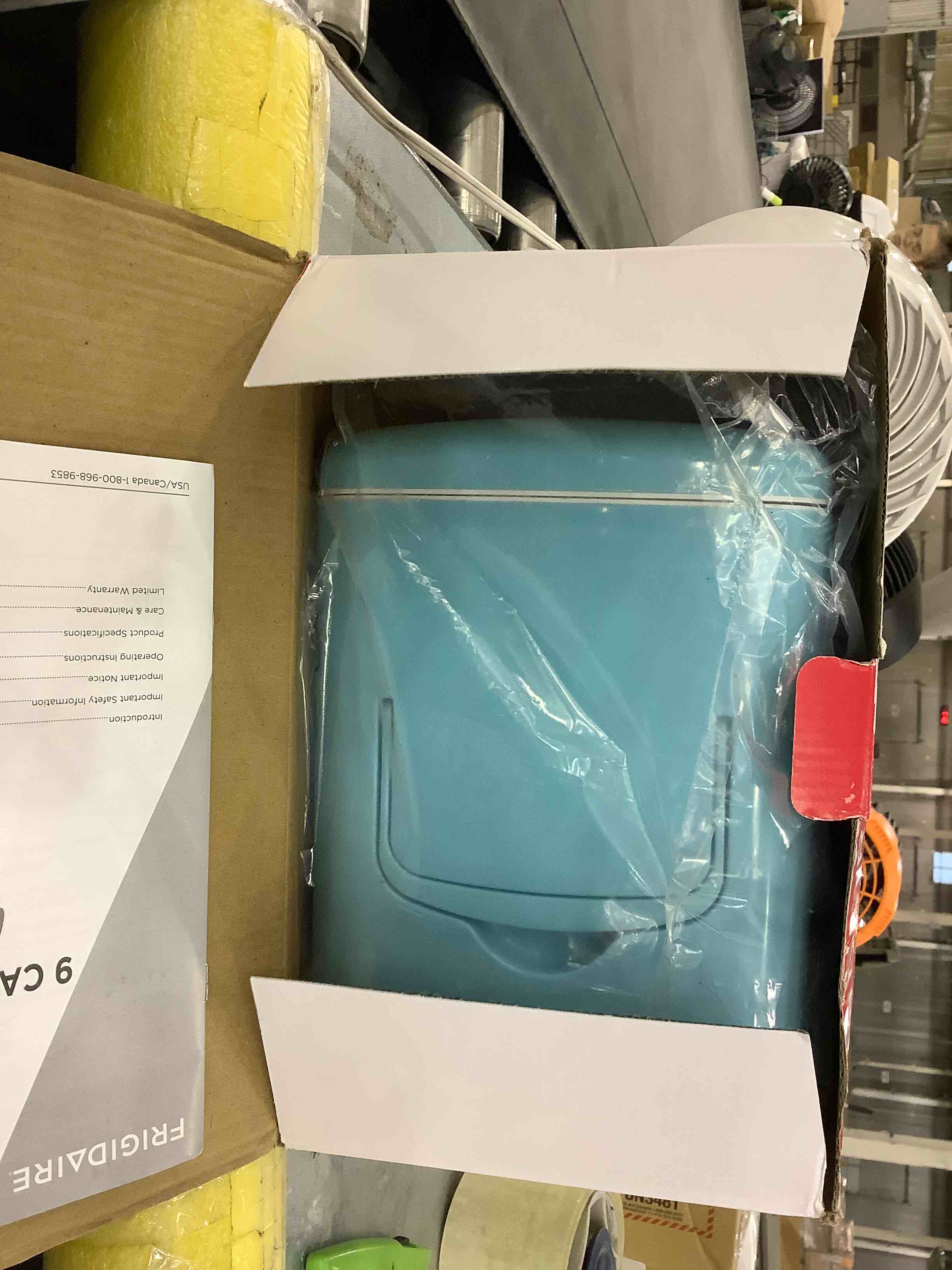 https://s3.amazonaws.com/lotting-images-prod/bidfta/EXS00325576_1689684591403.jpeg