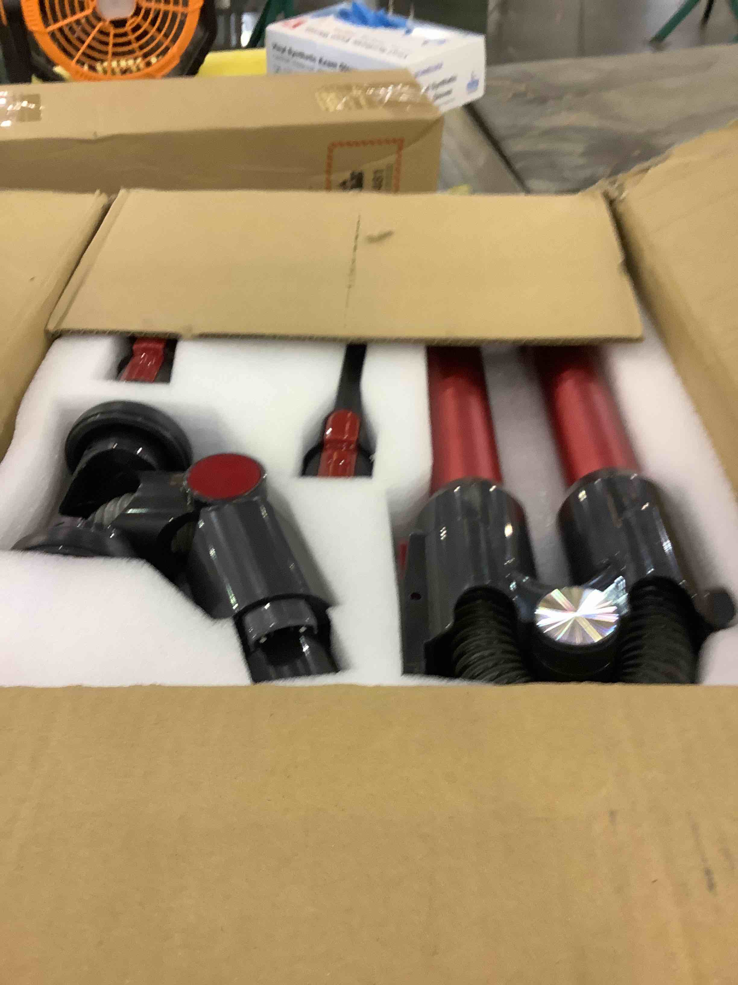 https://s3.amazonaws.com/lotting-images-prod/bidfta/EXS00325593_1689683830514.jpeg