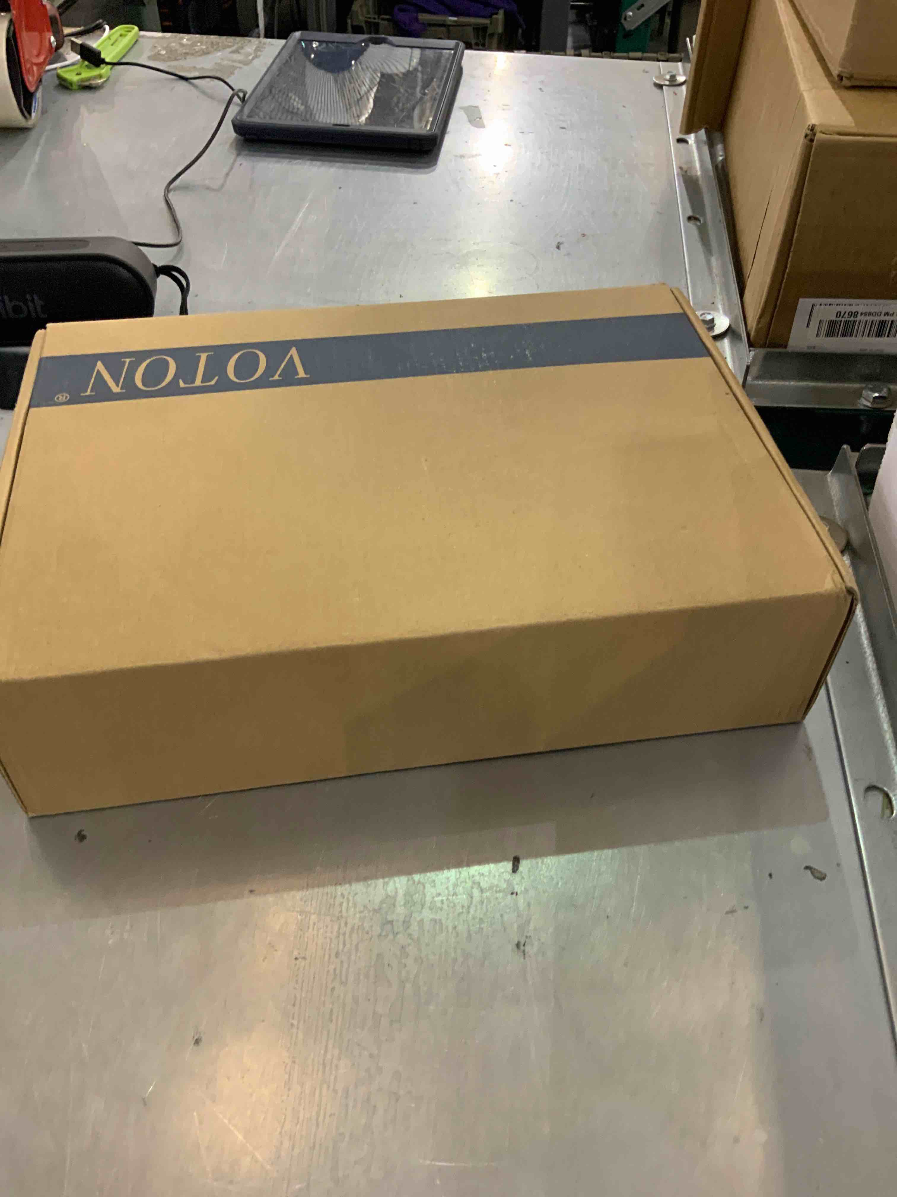 https://s3.amazonaws.com/lotting-images-prod/bidfta/EXS00326730_1688563497477.jpeg