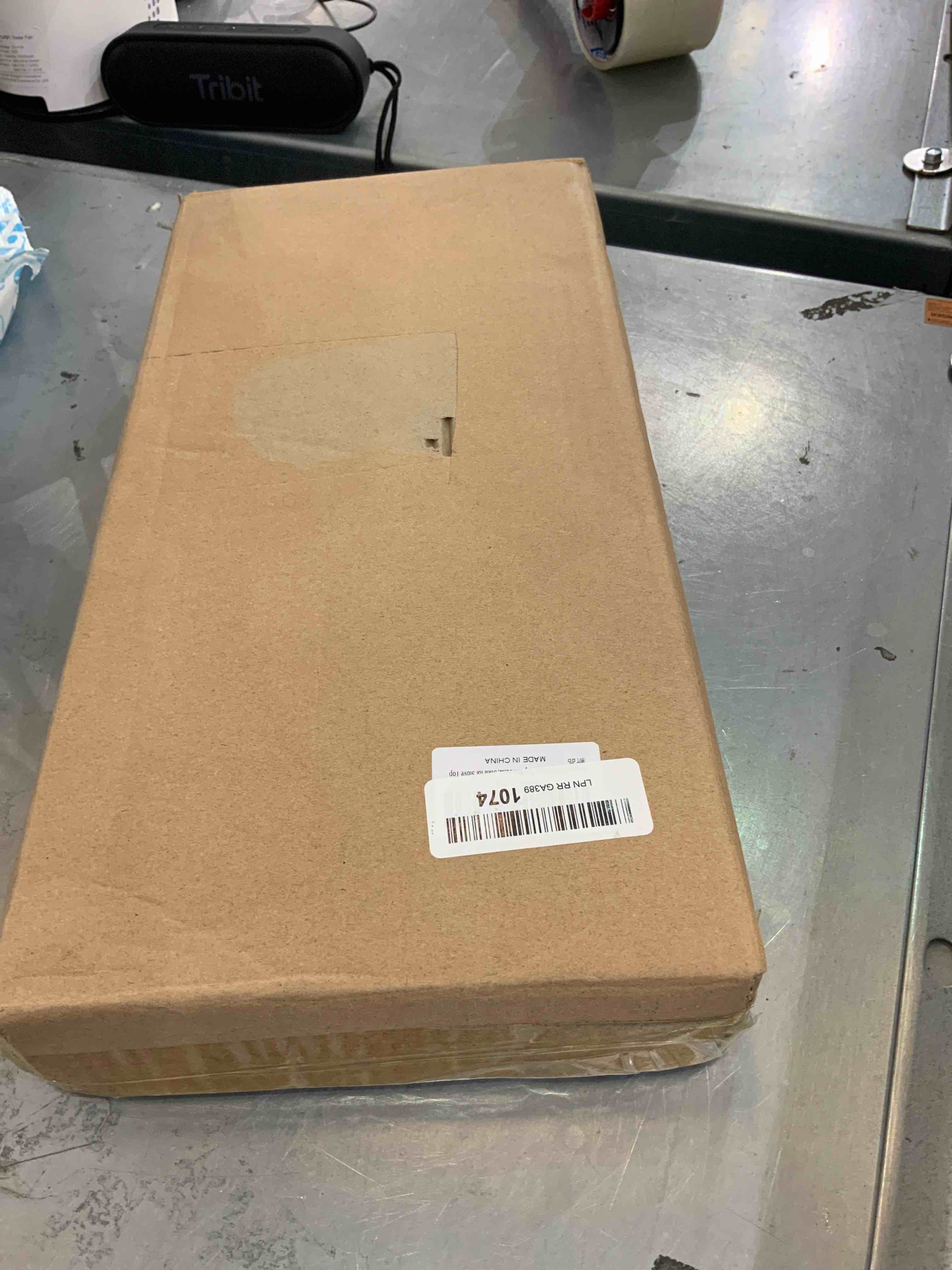 https://s3.amazonaws.com/lotting-images-prod/bidfta/EXS00326768_1688568387351.jpeg
