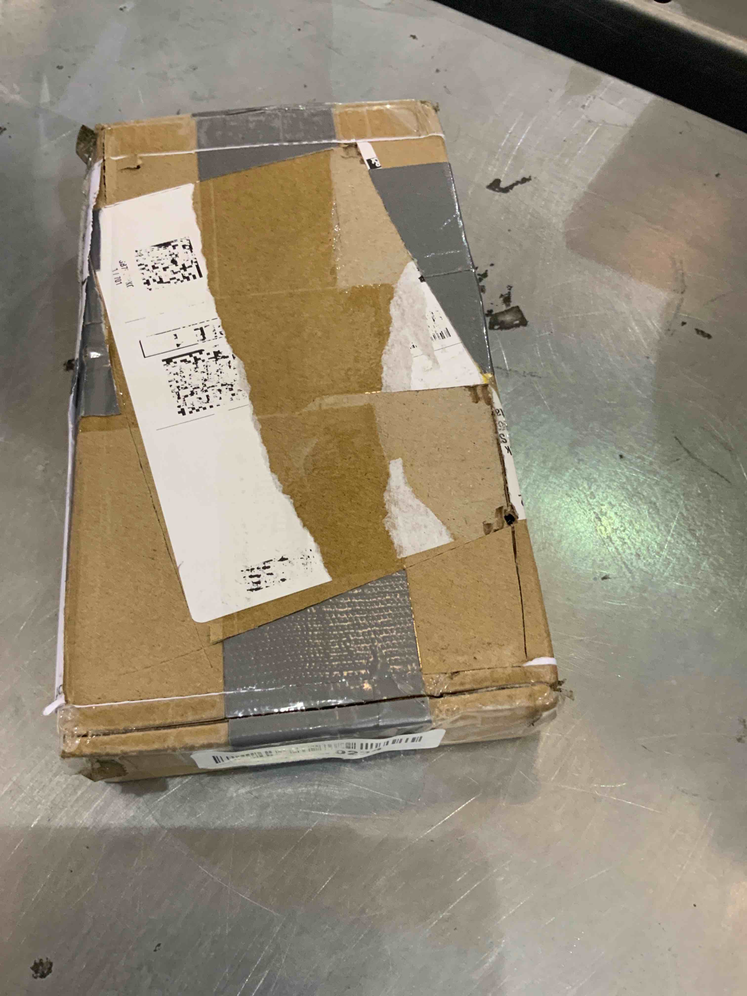 https://s3.amazonaws.com/lotting-images-prod/bidfta/EXS00326965_1688653541300.jpeg