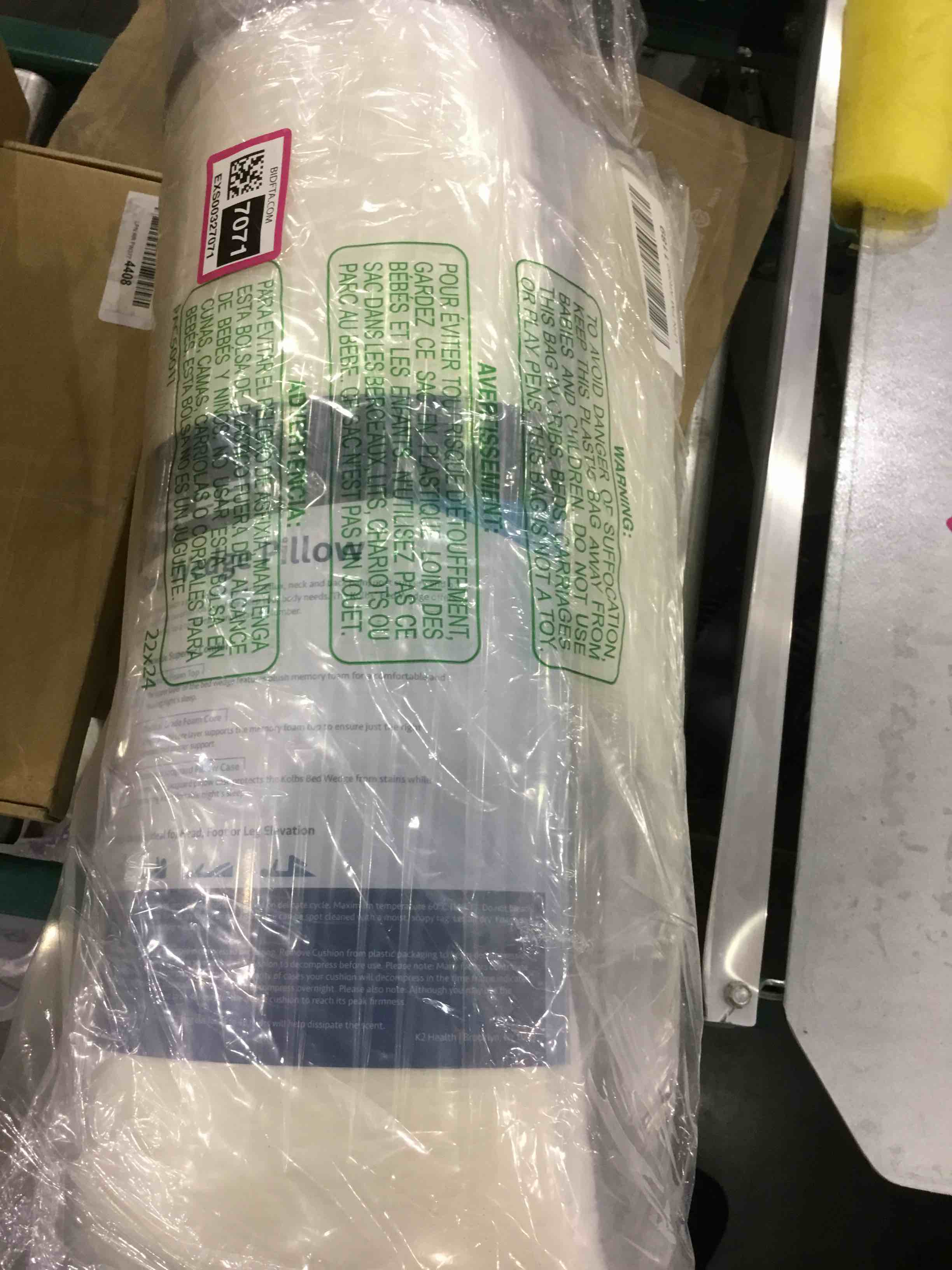 https://s3.amazonaws.com/lotting-images-prod/bidfta/EXS00327071_1688731427516.jpeg