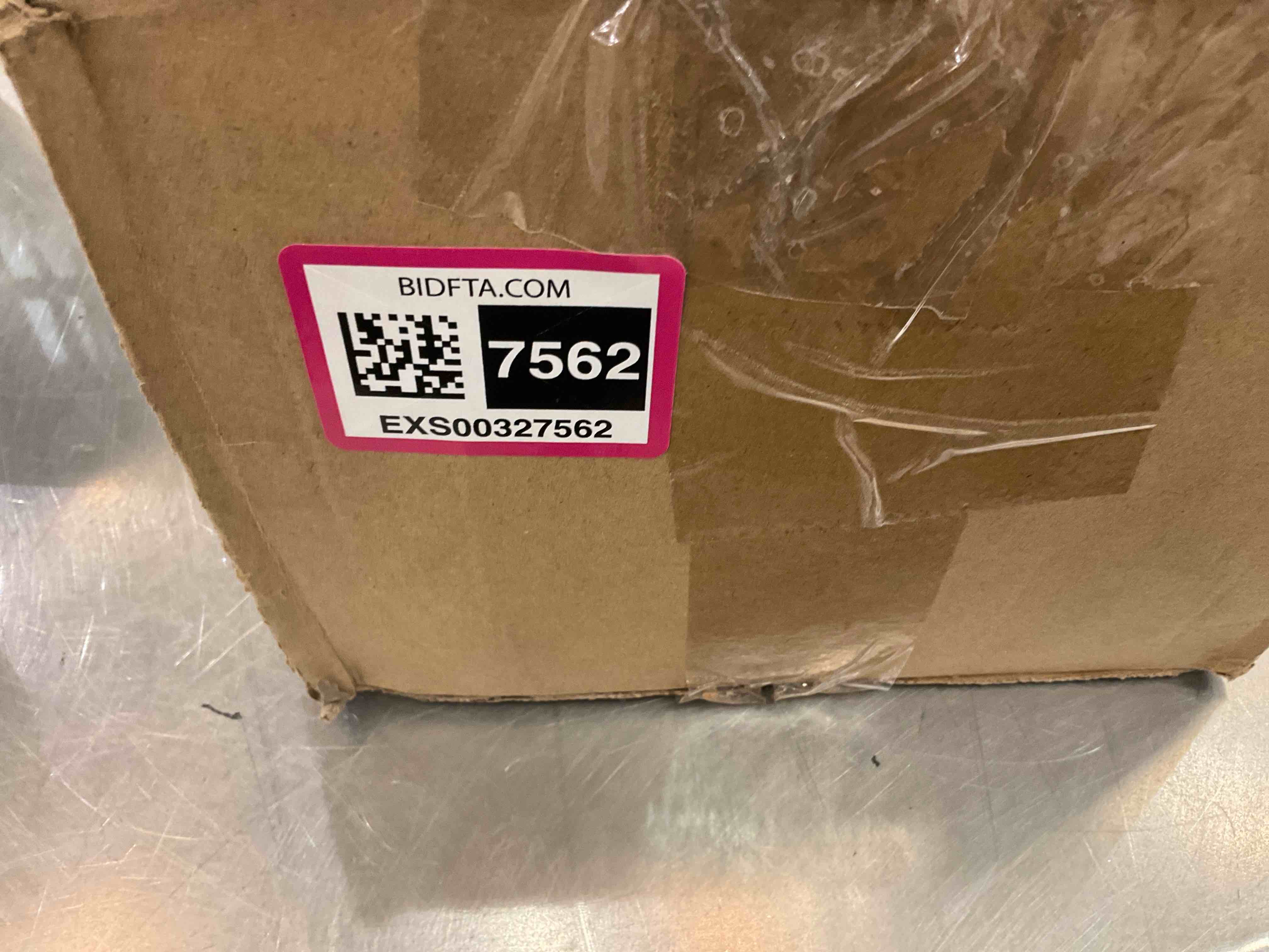 https://s3.amazonaws.com/lotting-images-prod/bidfta/EXS00327562_1688744628806.jpeg