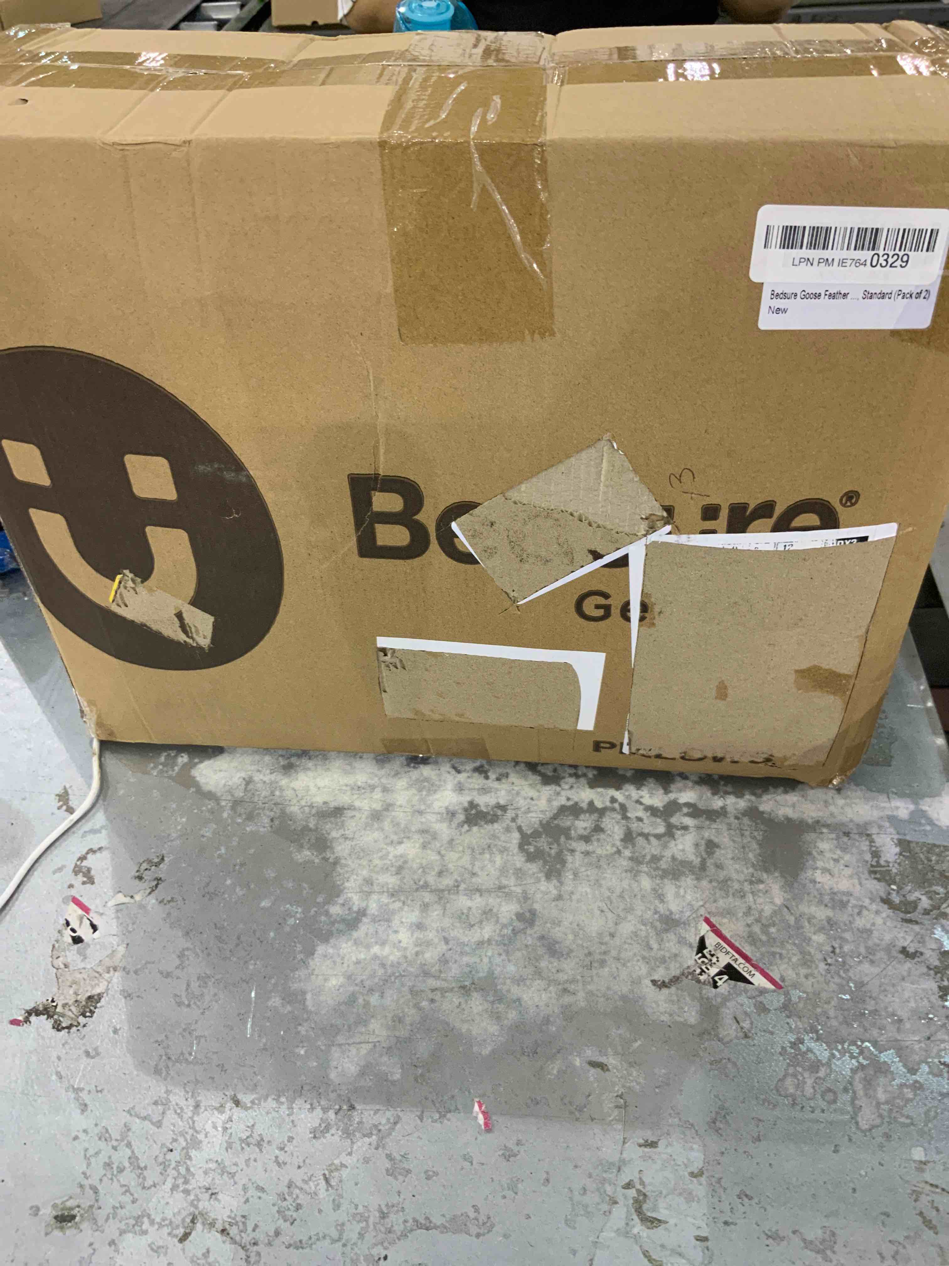 https://s3.amazonaws.com/lotting-images-prod/bidfta/EXS00328512_1688064021340.jpeg