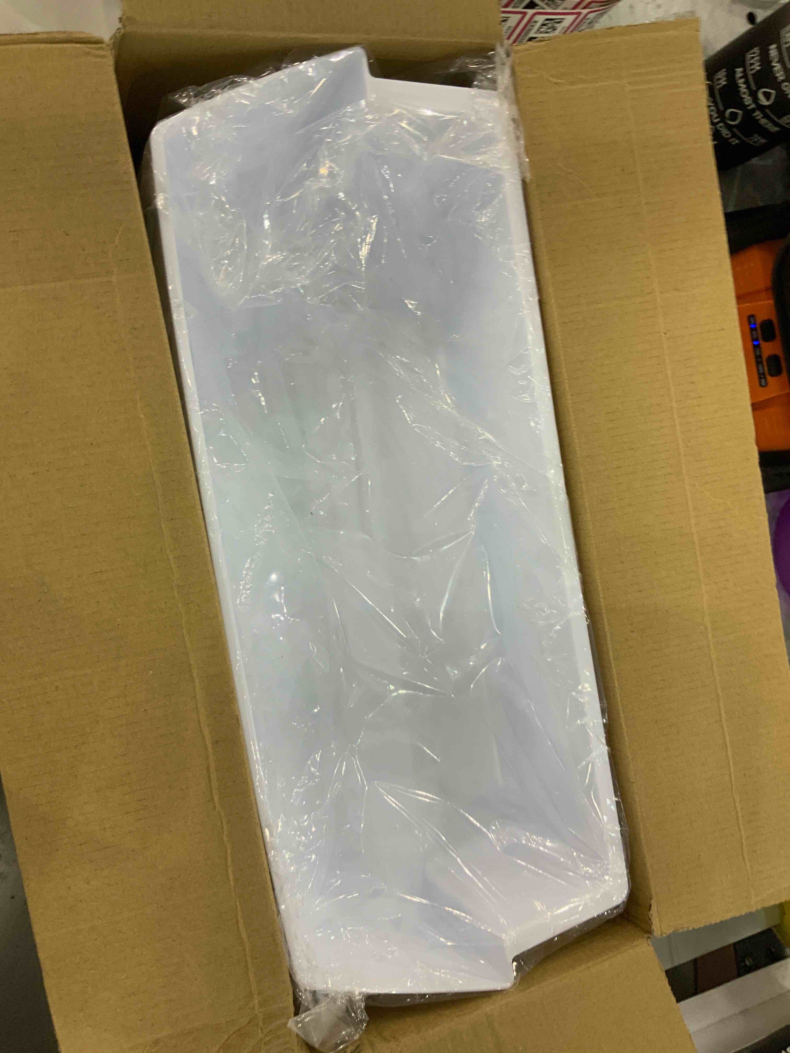 https://s3.amazonaws.com/lotting-images-prod/bidfta/EXS00328515_1688064456453.jpeg
