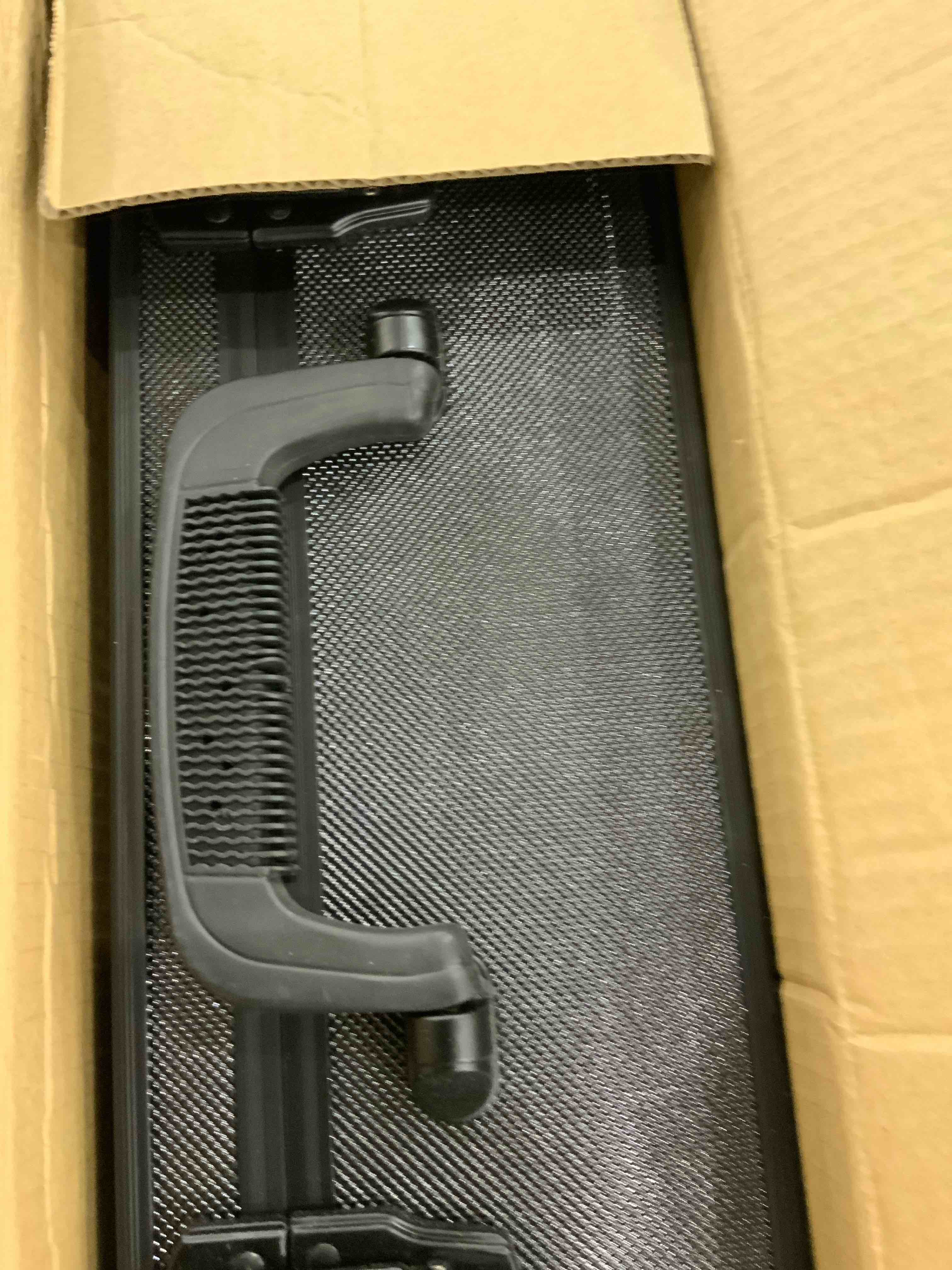 https://s3.amazonaws.com/lotting-images-prod/bidfta/EXS00328951_1689335118199.jpeg