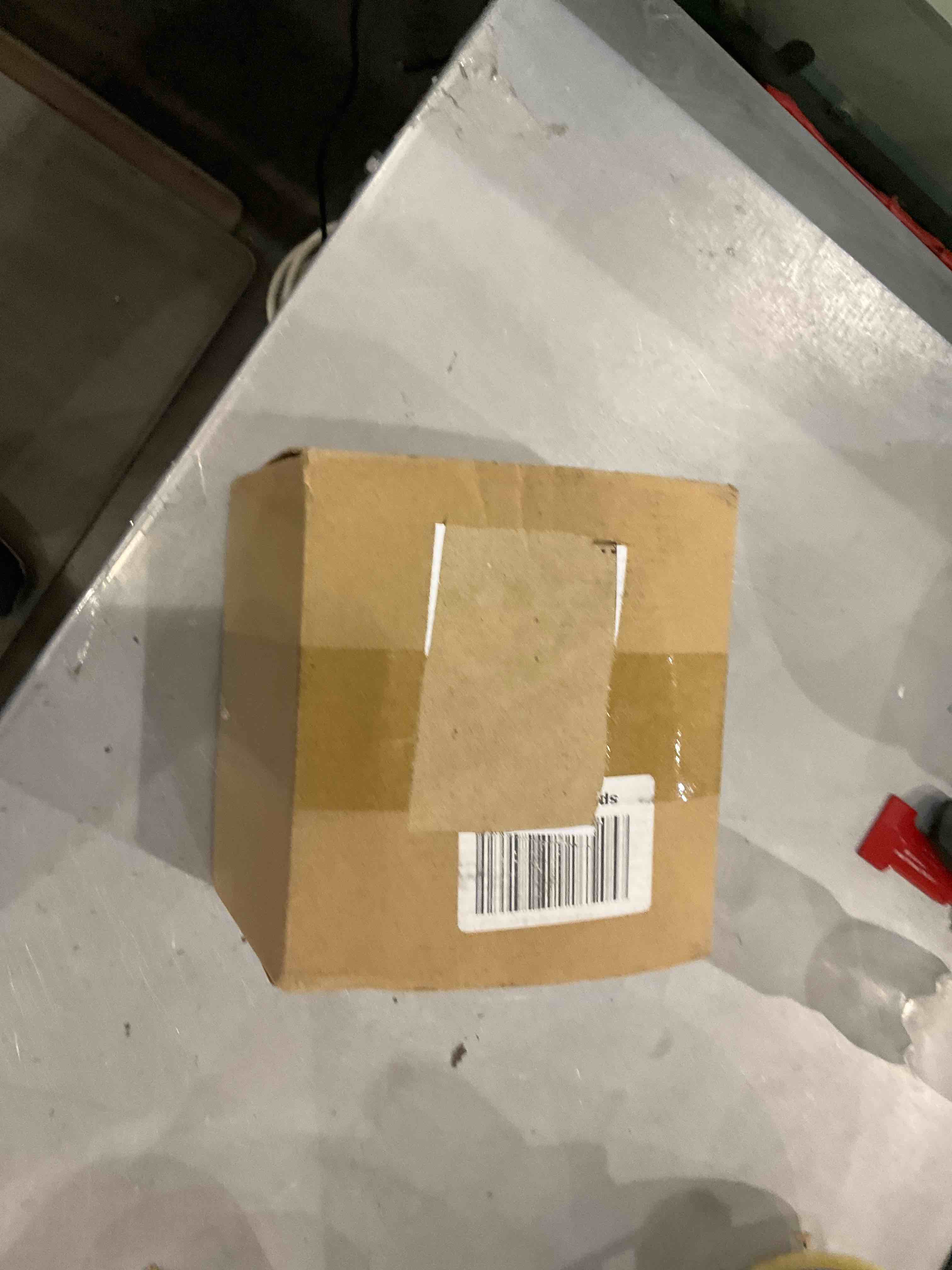 https://s3.amazonaws.com/lotting-images-prod/bidfta/EXS00329499_1689076355906.jpeg