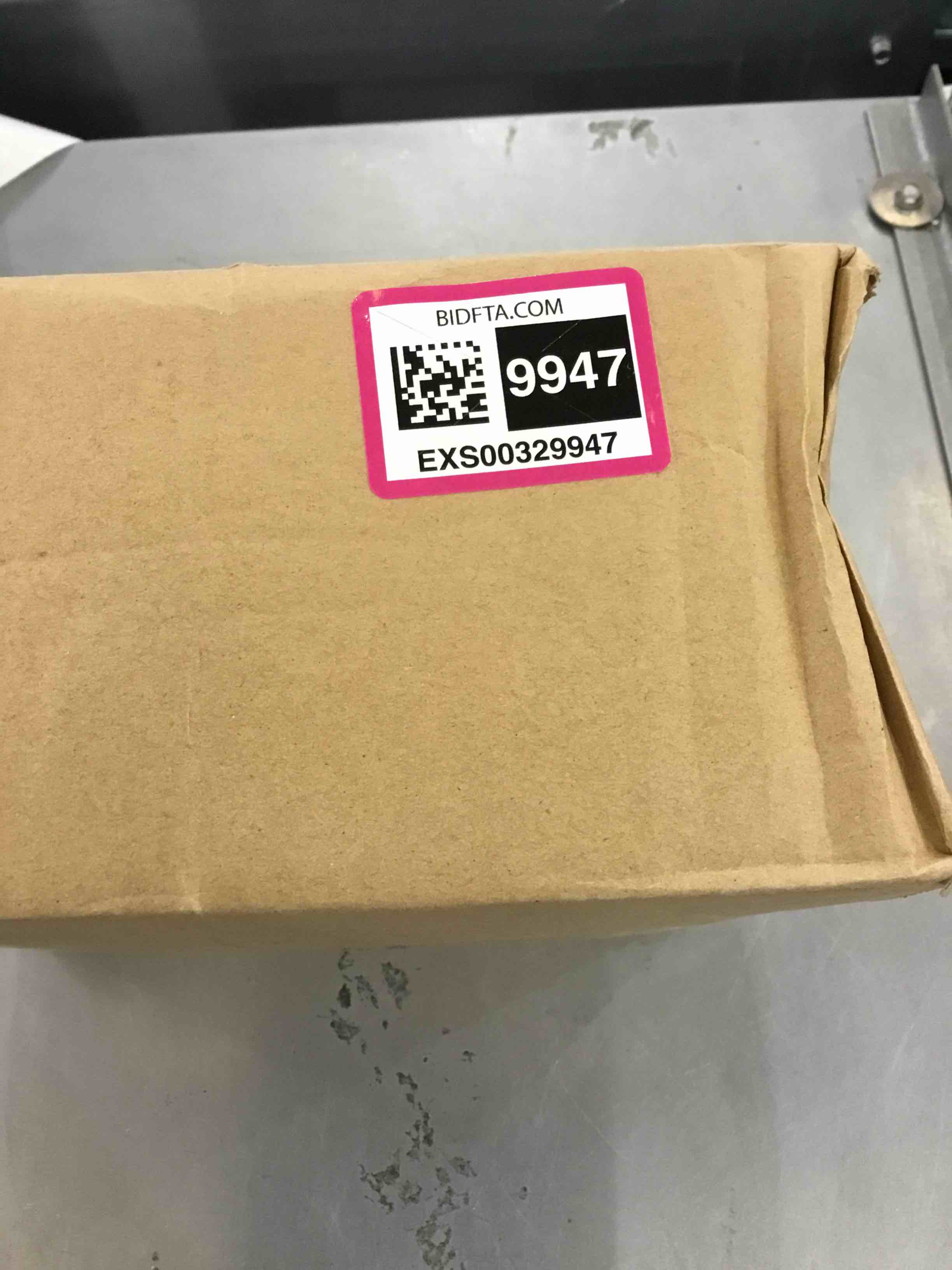 https://s3.amazonaws.com/lotting-images-prod/bidfta/EXS00329947_1689267539037.jpeg