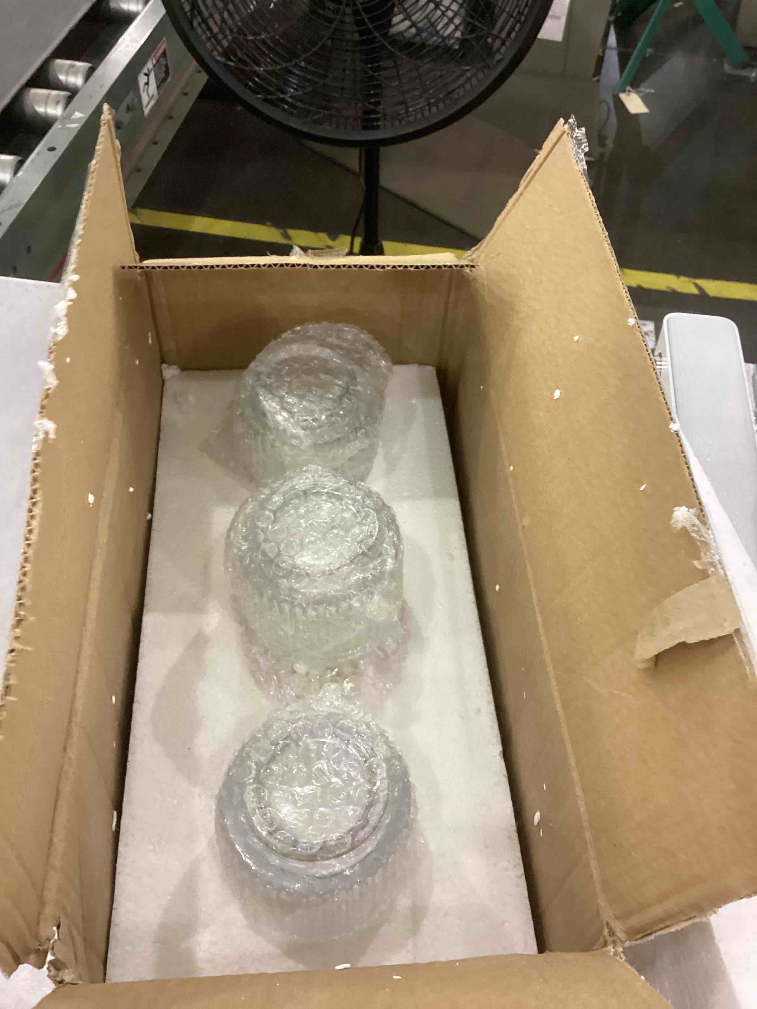 https://s3.amazonaws.com/lotting-images-prod/bidfta/EXS00330043_1689334773722.jpeg