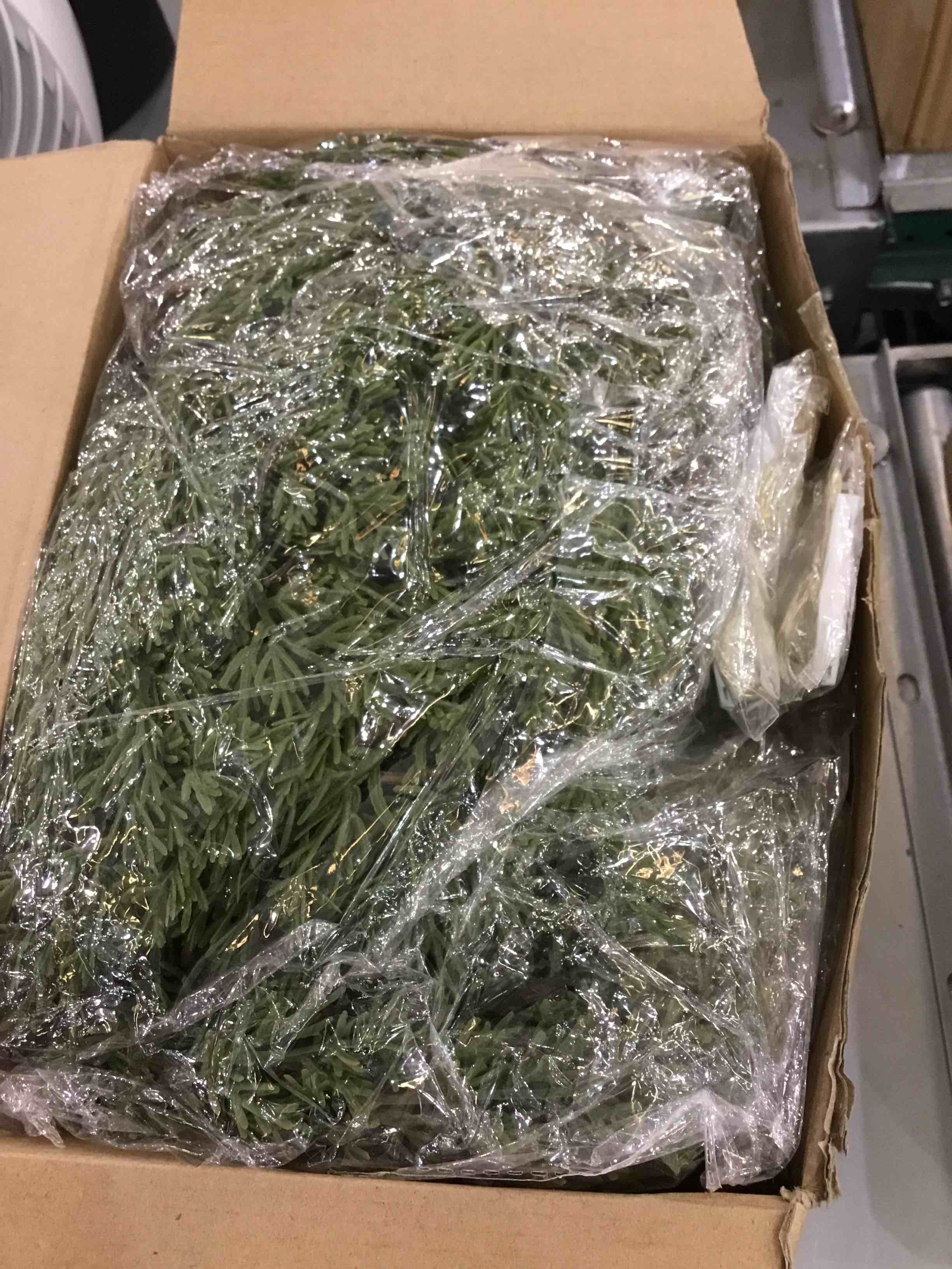 LED Christmas Cedar Garland Artificial Pine Cypress Vines with Light Christmas Garland with Lights for Christmas Table Mantle Background Wall Room Outdoor Indoor Winter Decoration (4)