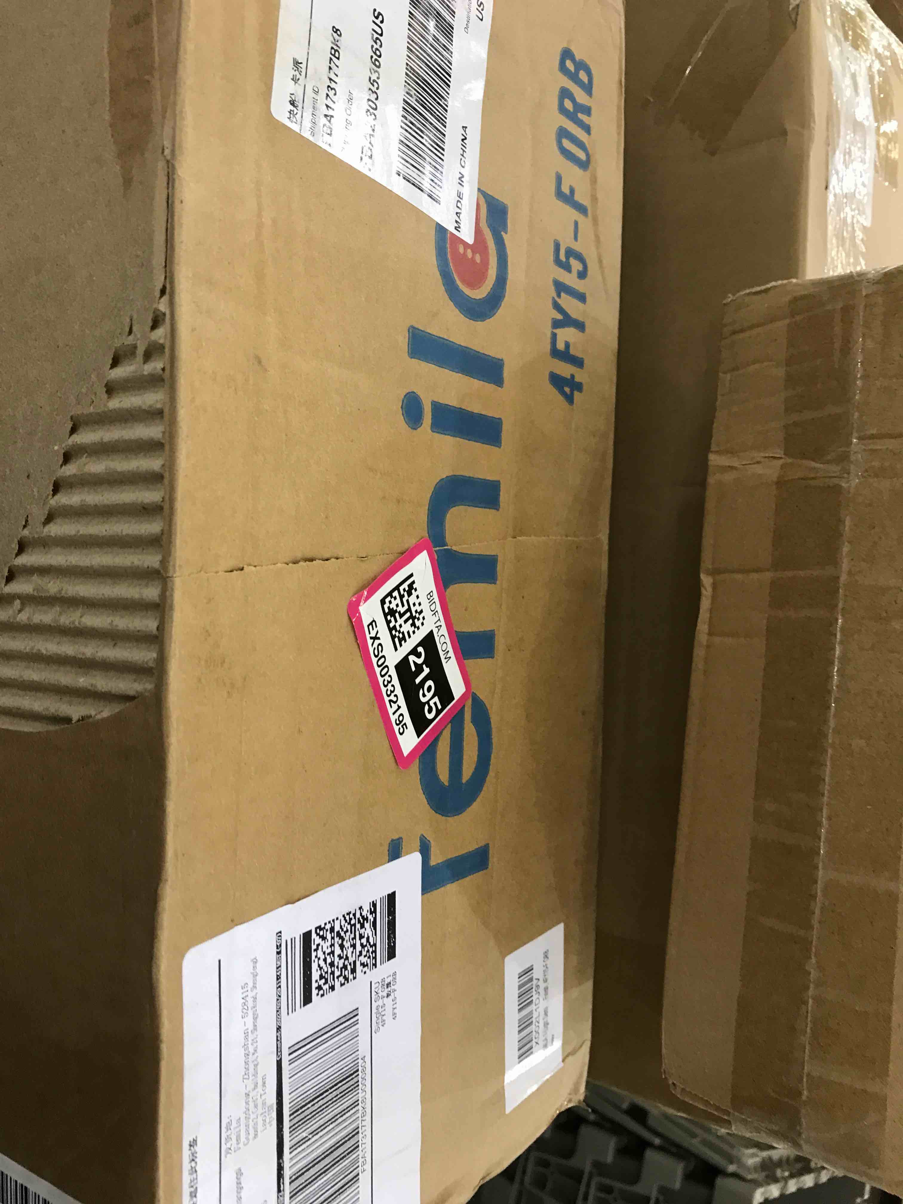 https://s3.amazonaws.com/lotting-images-prod/bidfta/EXS00332195_1689266136557.jpeg