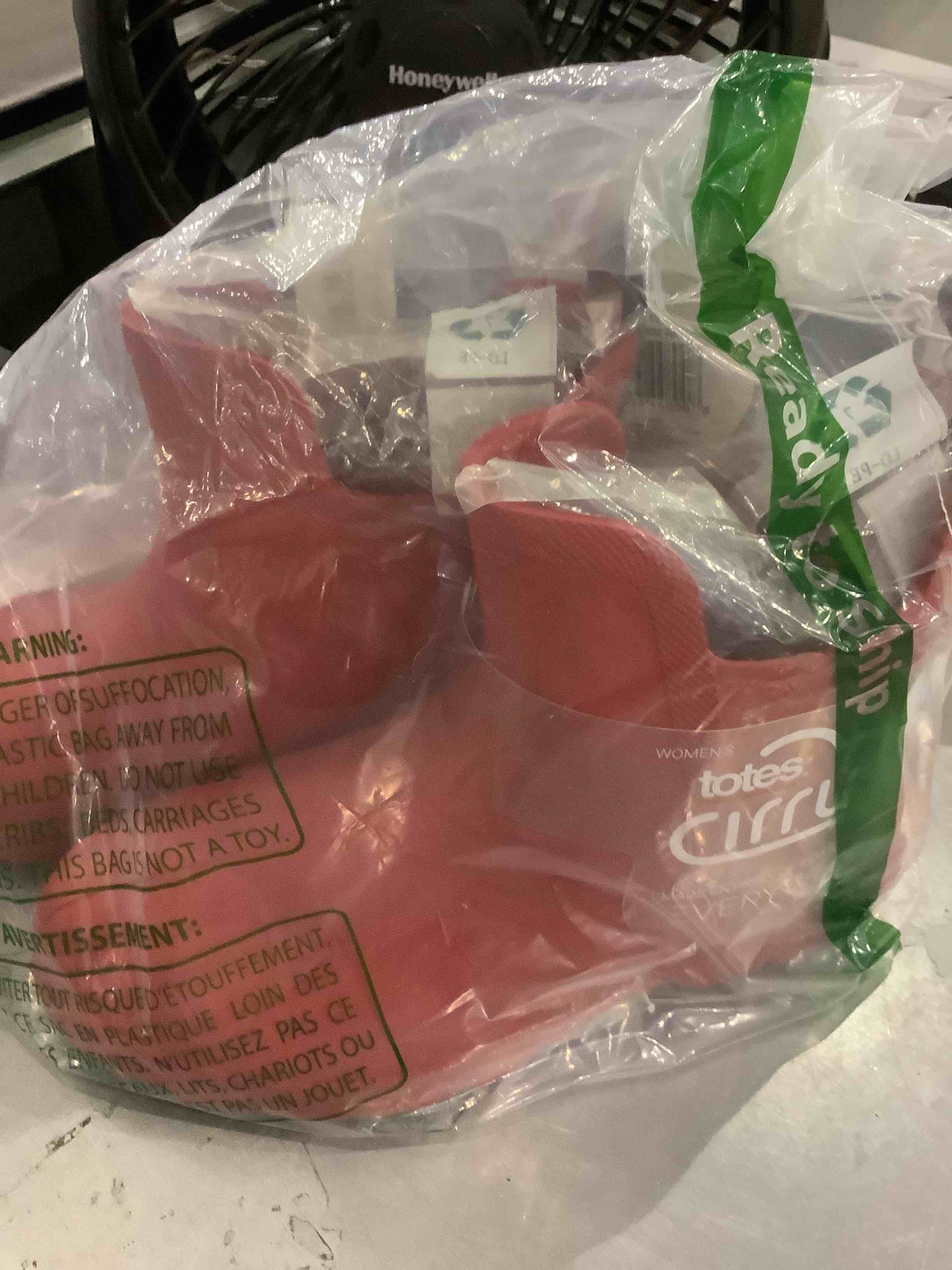 totes Cirrus Women's Chelsea Ankle Rain Boots â€“ Short, Lightweight Waterproof Boots â€“ Comfortable, Stylish Water Resistant Rain Footwear â€“ Machine Washable, Red, 7