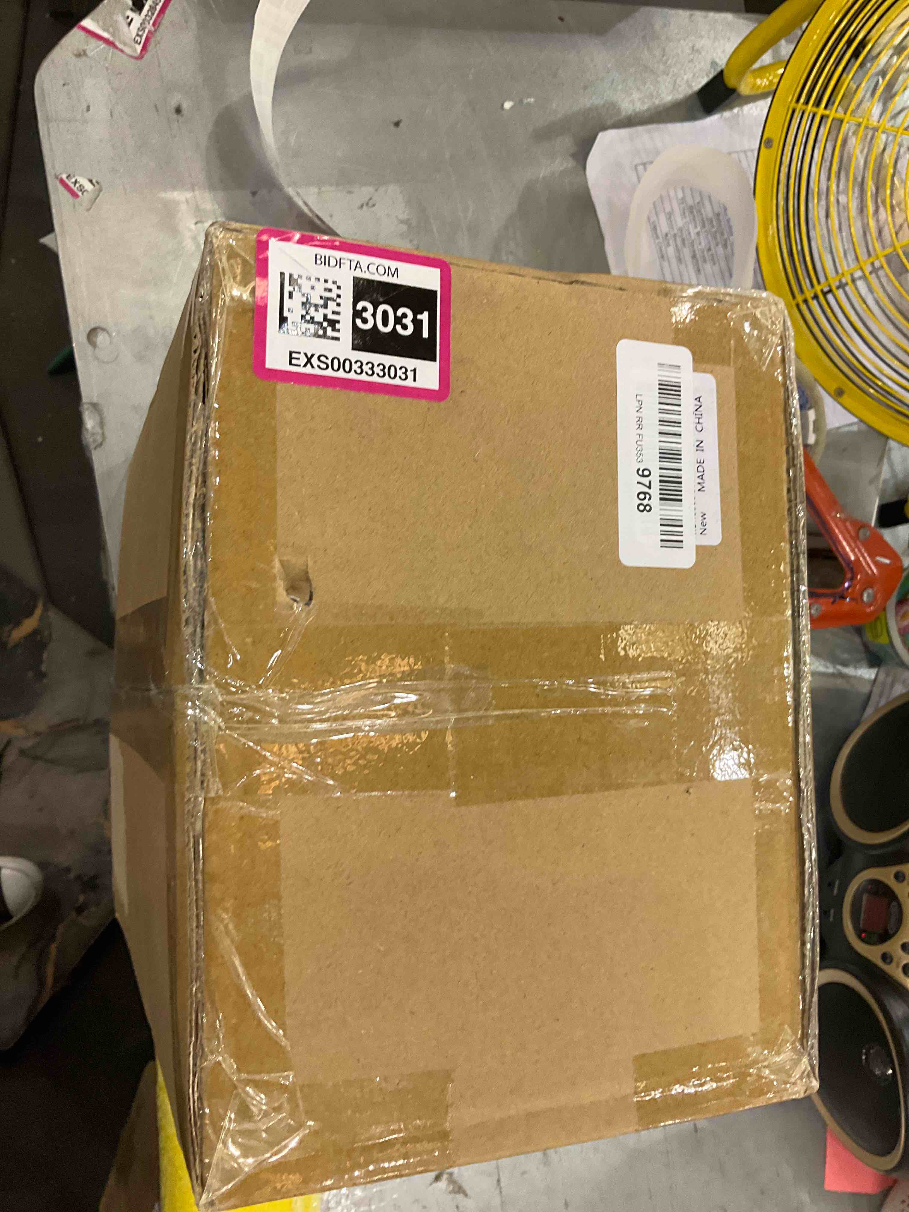 https://s3.amazonaws.com/lotting-images-prod/bidfta/EXS00333031_1689263349162.jpeg