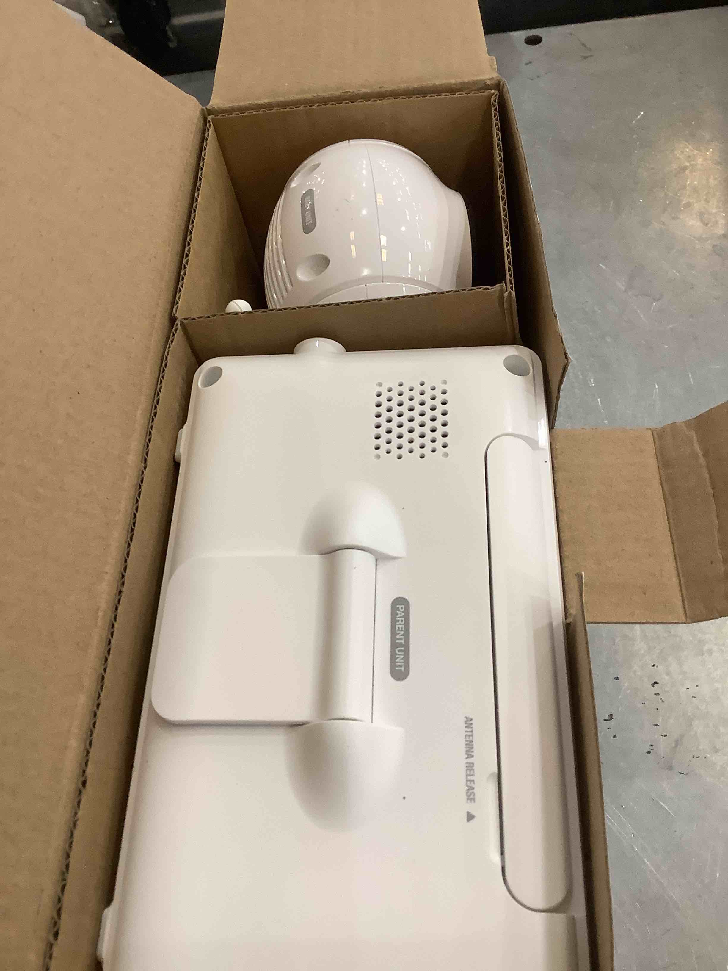 https://s3.amazonaws.com/lotting-images-prod/bidfta/EXS00334404_1689267352499.jpeg