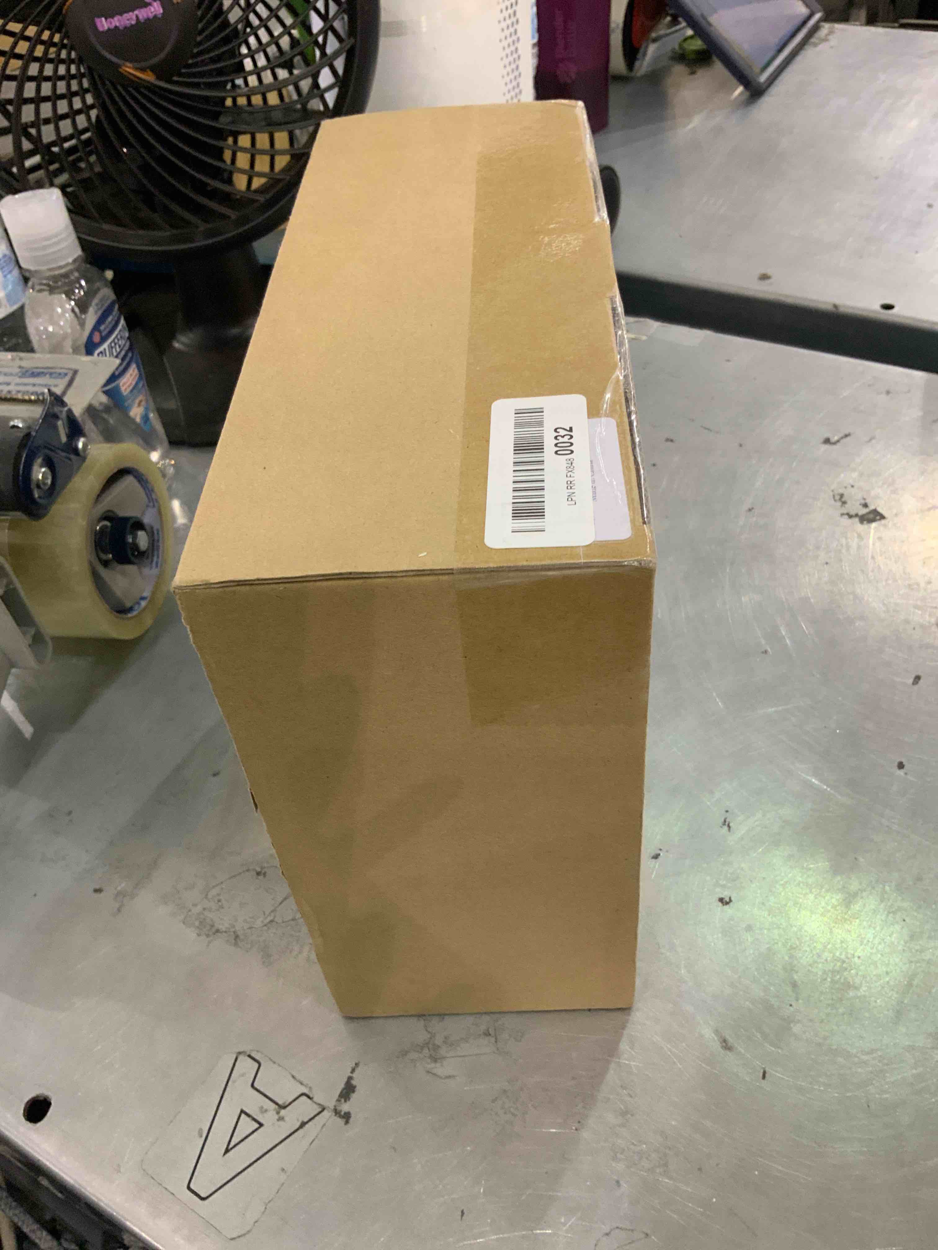 https://s3.amazonaws.com/lotting-images-prod/bidfta/EXS00334763_1689248237500.jpeg