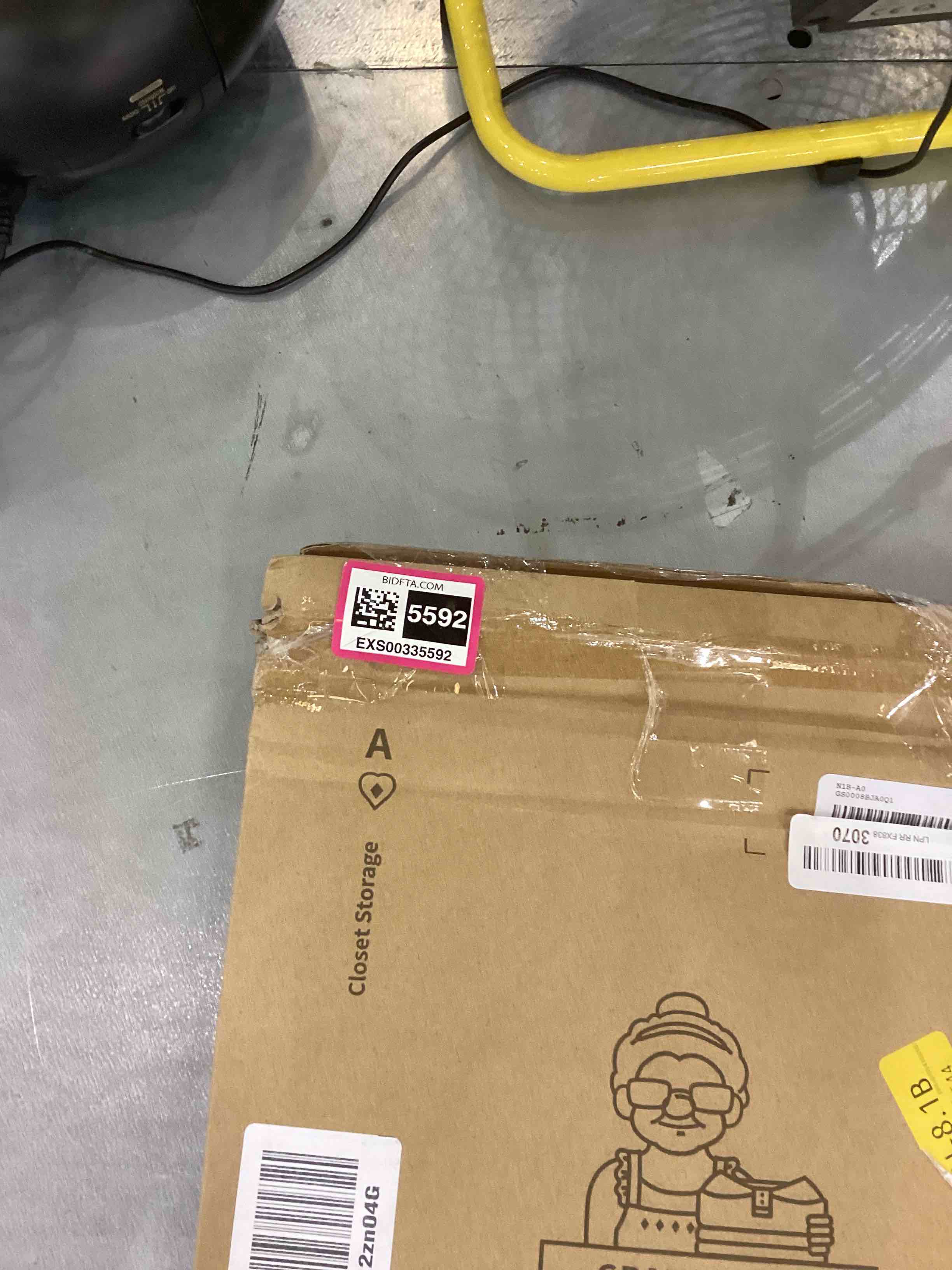 https://s3.amazonaws.com/lotting-images-prod/bidfta/EXS00335592_1689174656728.jpeg