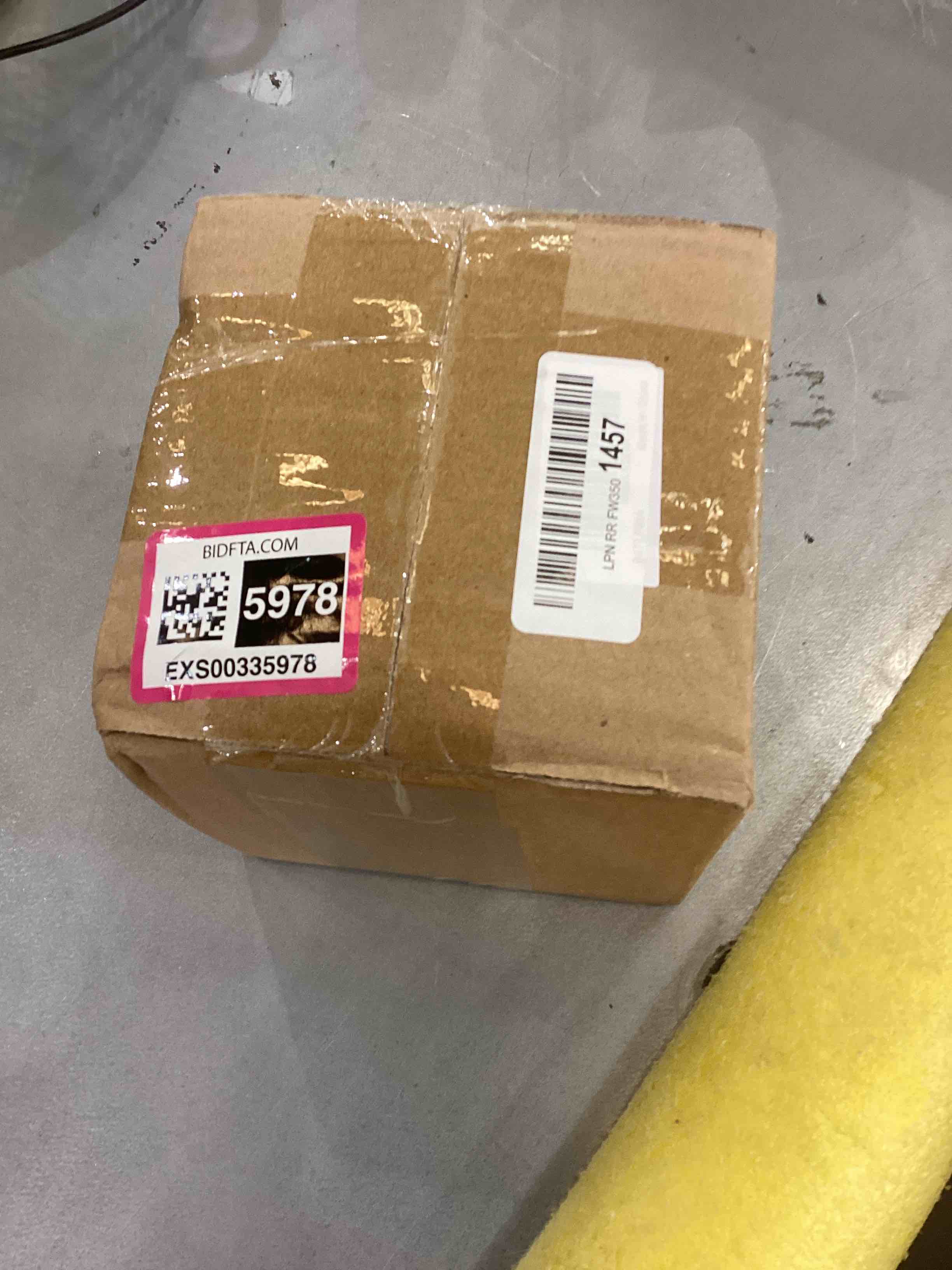 https://s3.amazonaws.com/lotting-images-prod/bidfta/EXS00335978_1689267085365.jpeg