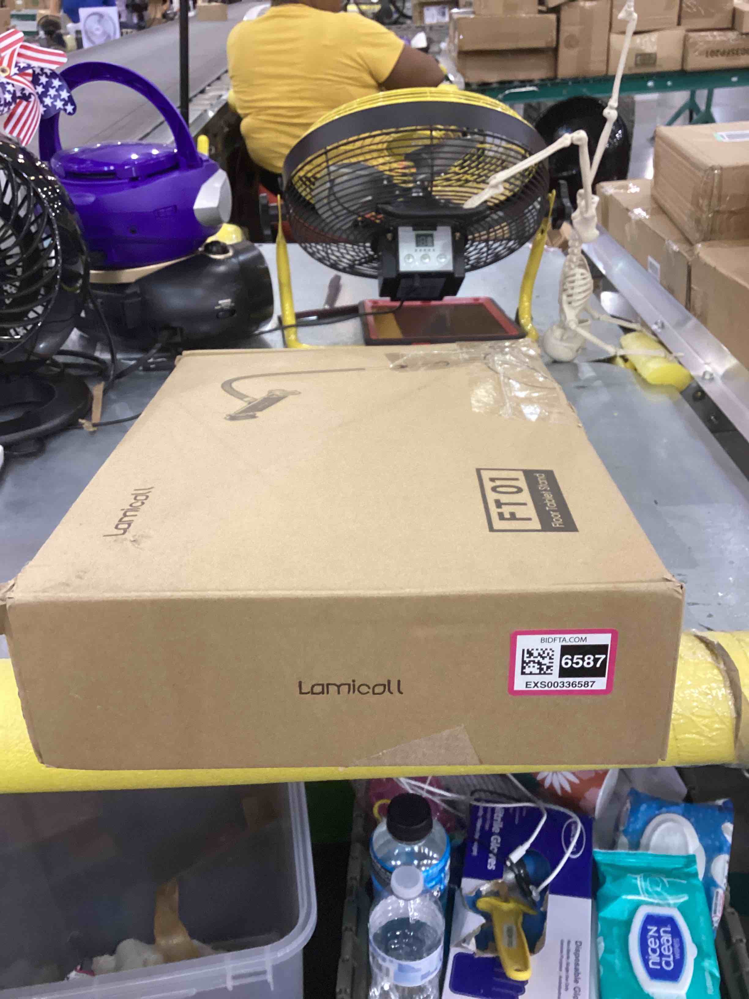 https://s3.amazonaws.com/lotting-images-prod/bidfta/EXS00336587_1688998557741.jpeg