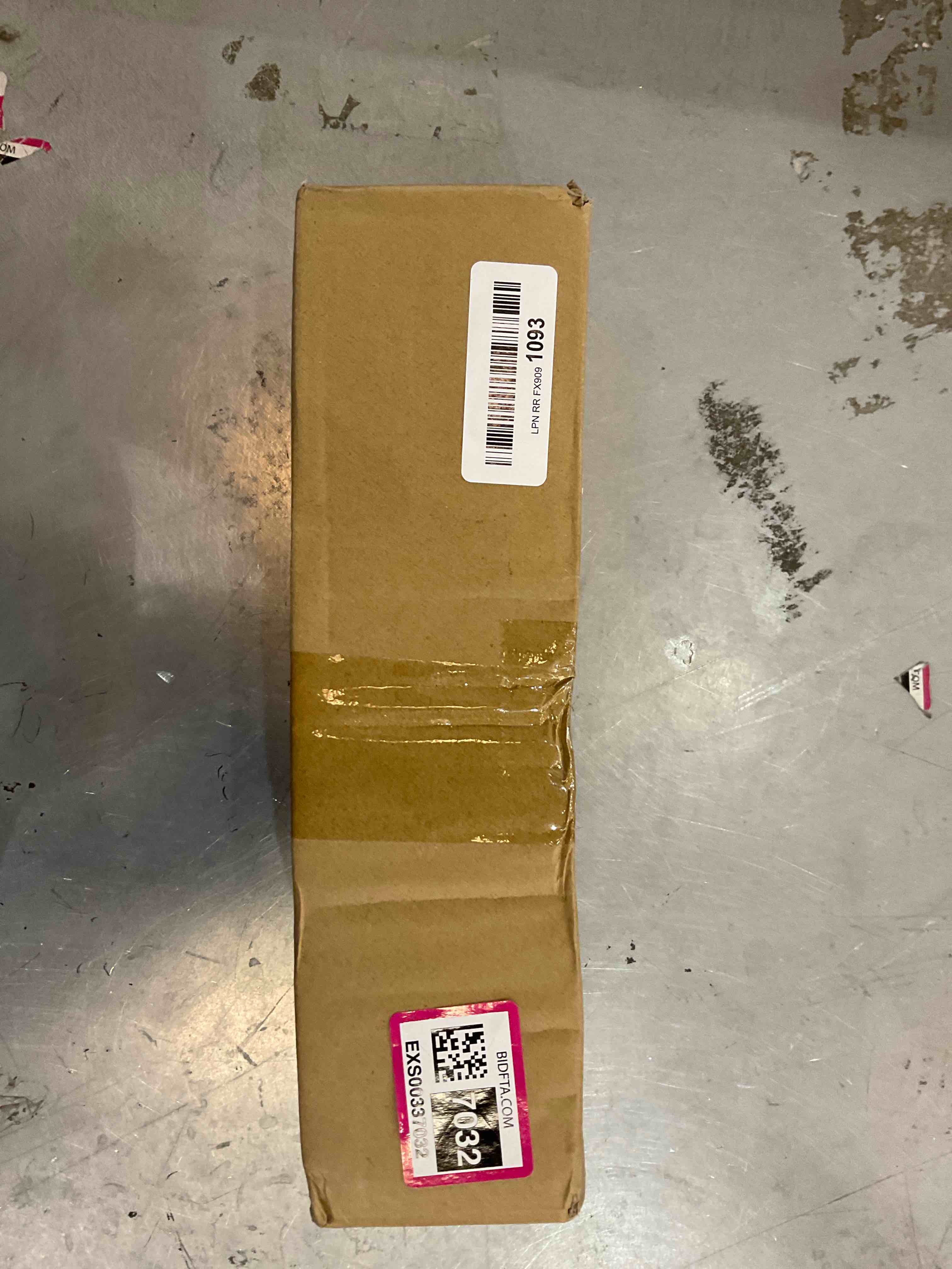 https://s3.amazonaws.com/lotting-images-prod/bidfta/EXS00337032_1689172588984.jpeg