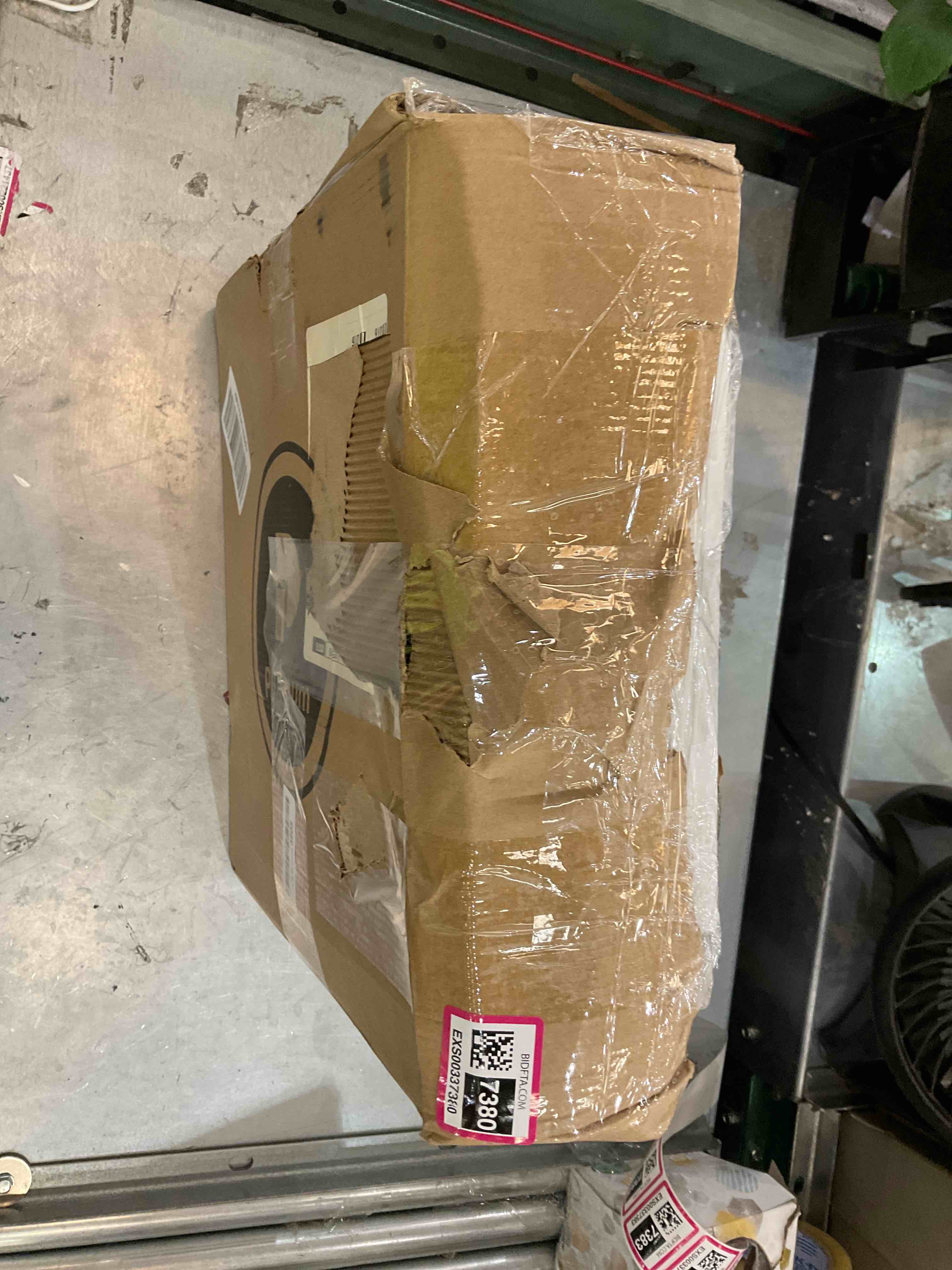 https://s3.amazonaws.com/lotting-images-prod/bidfta/EXS00337380_1689266178768.jpeg