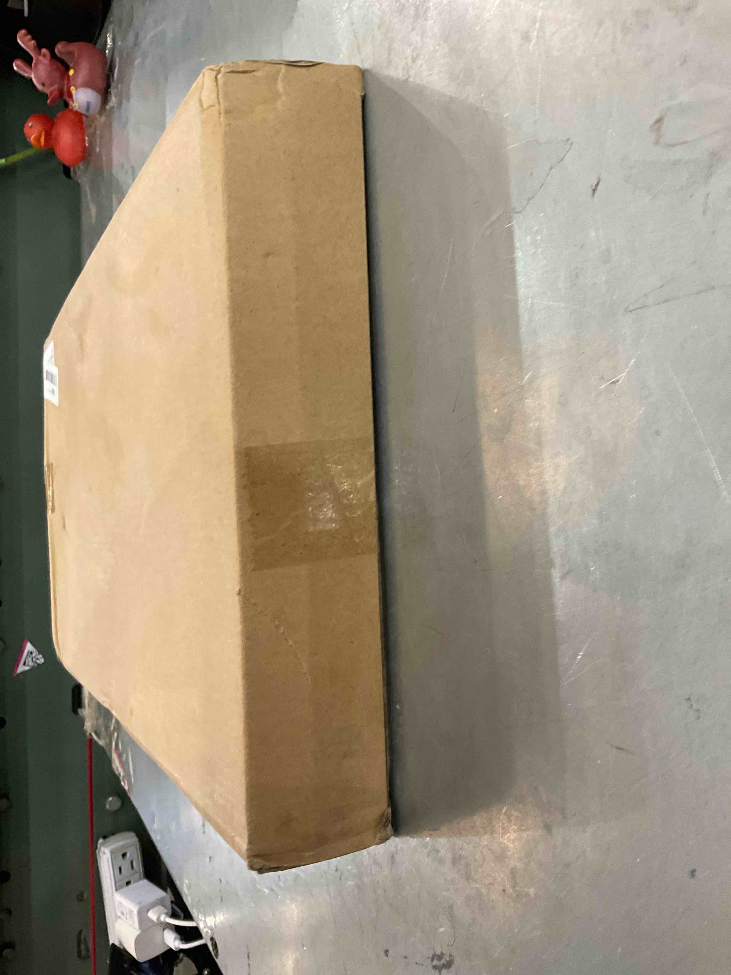 https://s3.amazonaws.com/lotting-images-prod/bidfta/EXS00338301_1689699812987.jpeg