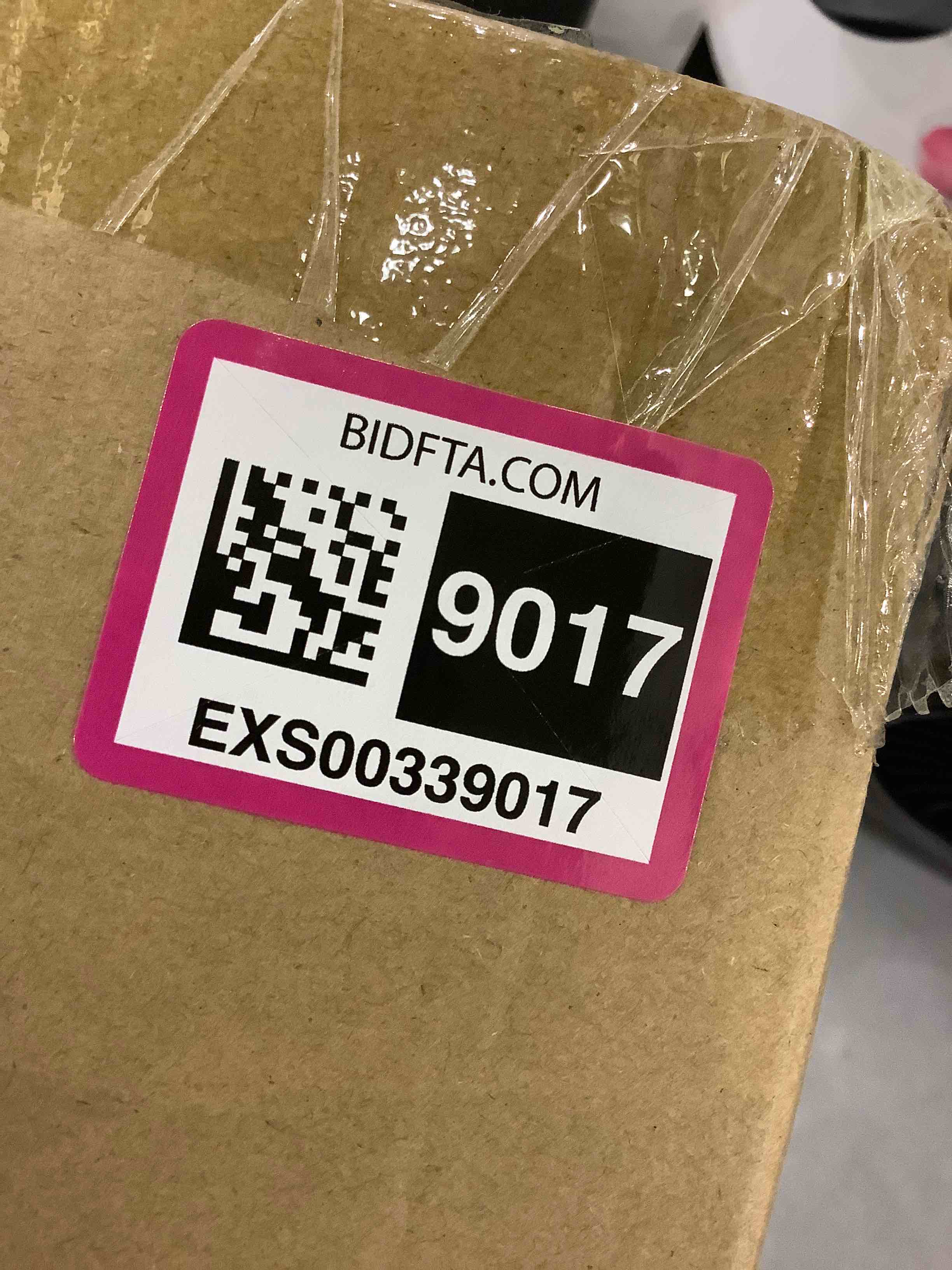 https://s3.amazonaws.com/lotting-images-prod/bidfta/EXS00339017_1689335059229.jpeg