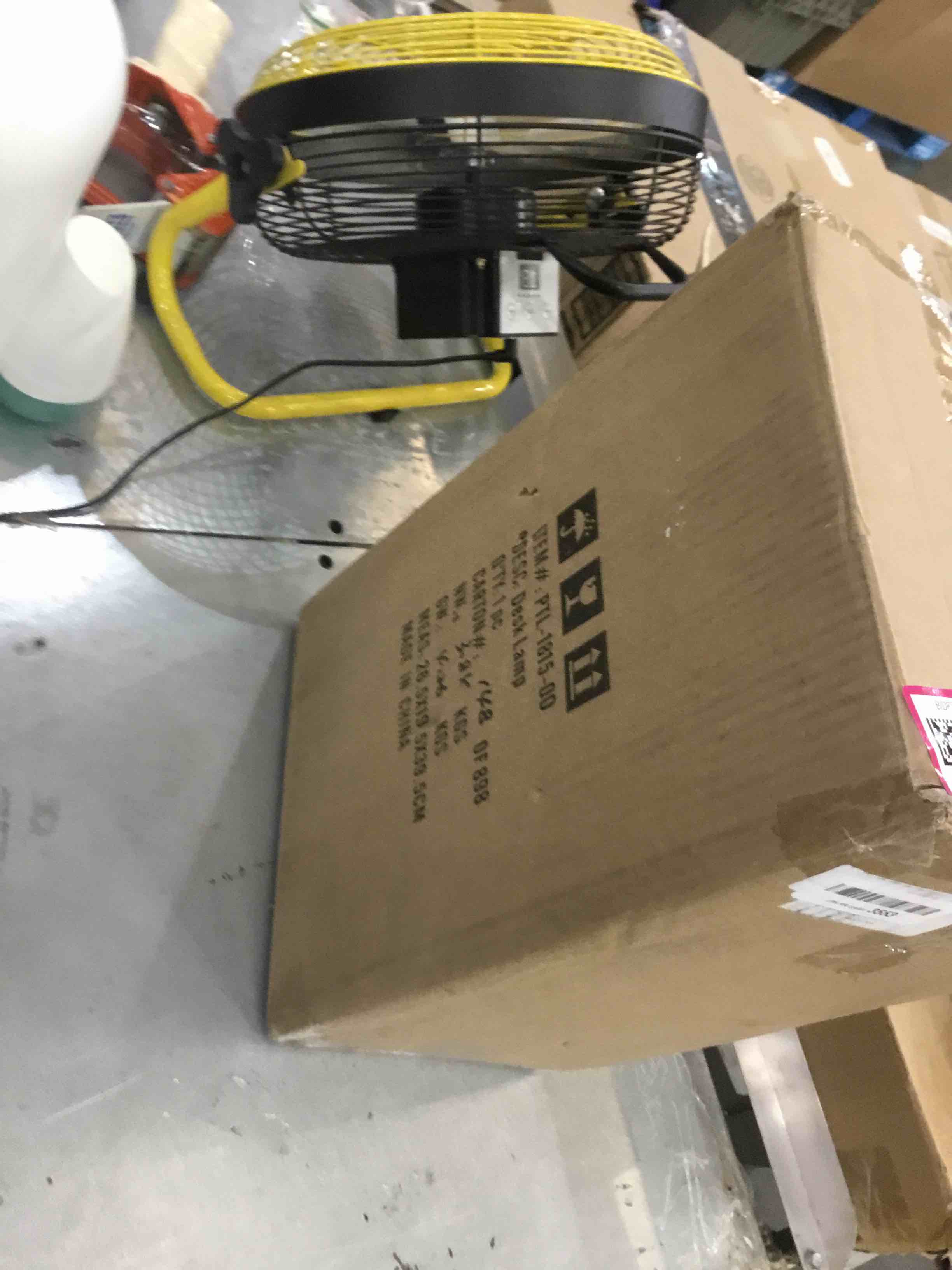 https://s3.amazonaws.com/lotting-images-prod/bidfta/EXS00339702_1689353507353.jpeg