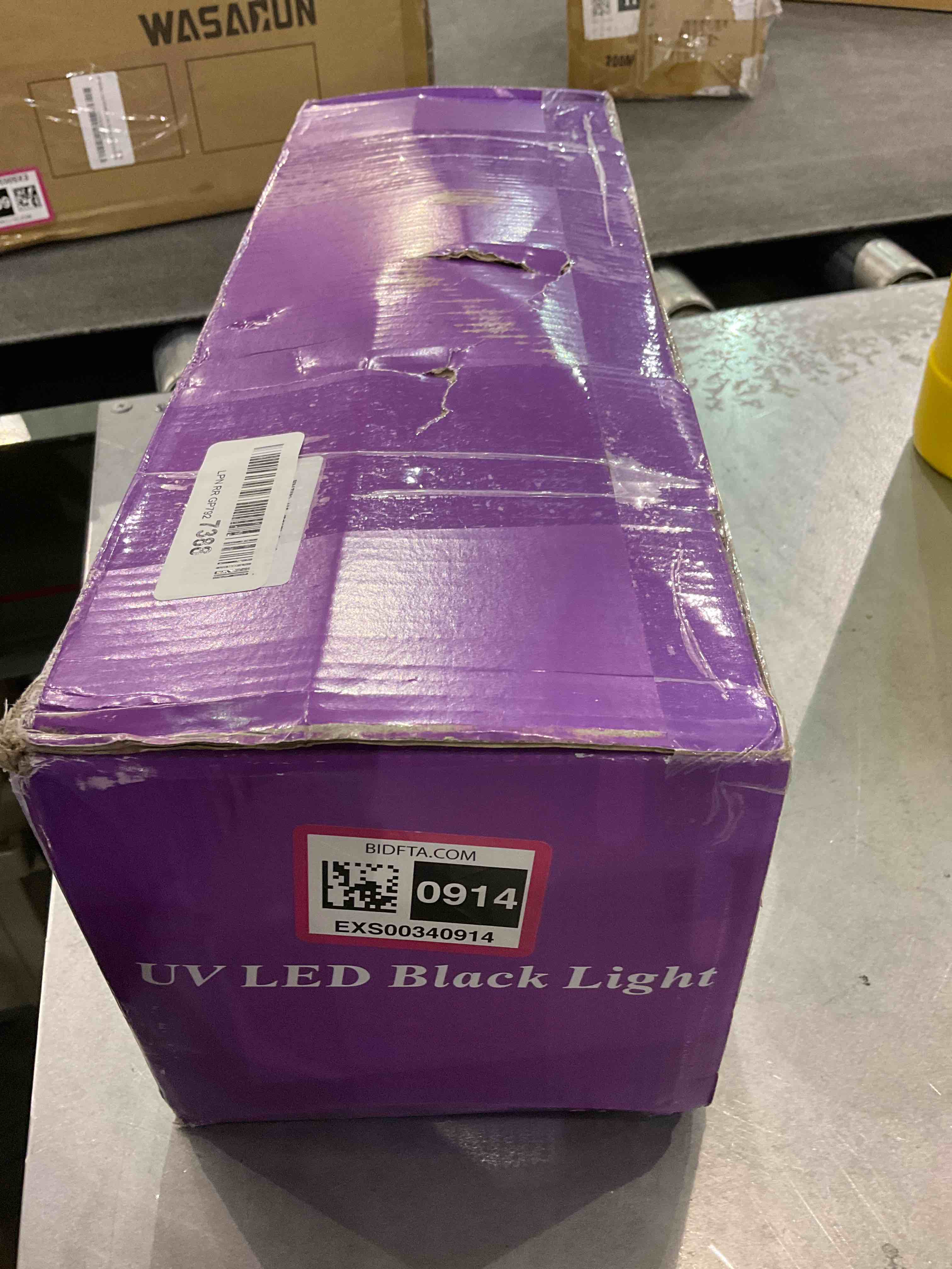 https://s3.amazonaws.com/lotting-images-prod/bidfta/EXS00340914_1692012222501.jpeg