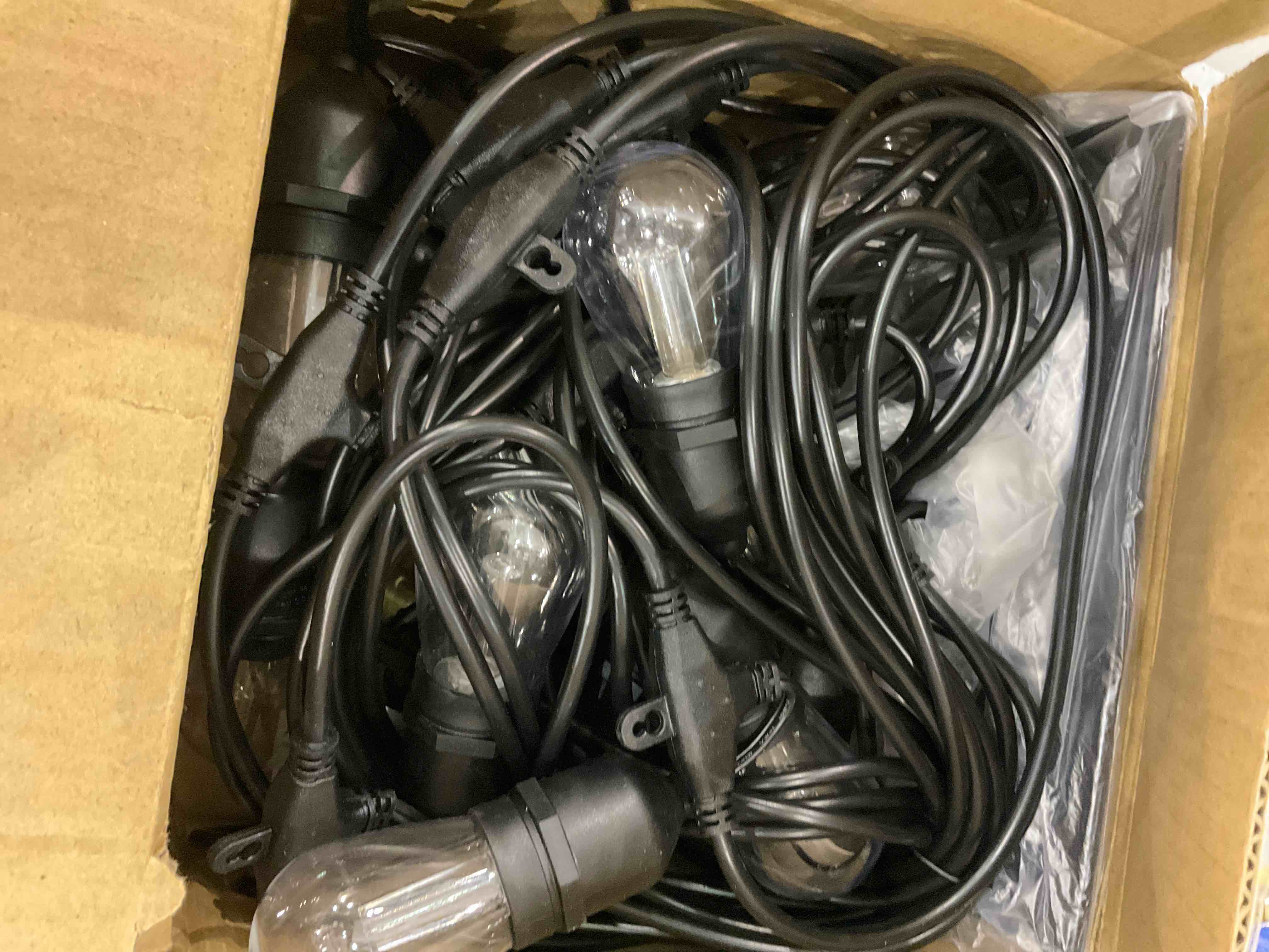 https://s3.amazonaws.com/lotting-images-prod/bidfta/EXS00340982_1692099230061.jpeg
