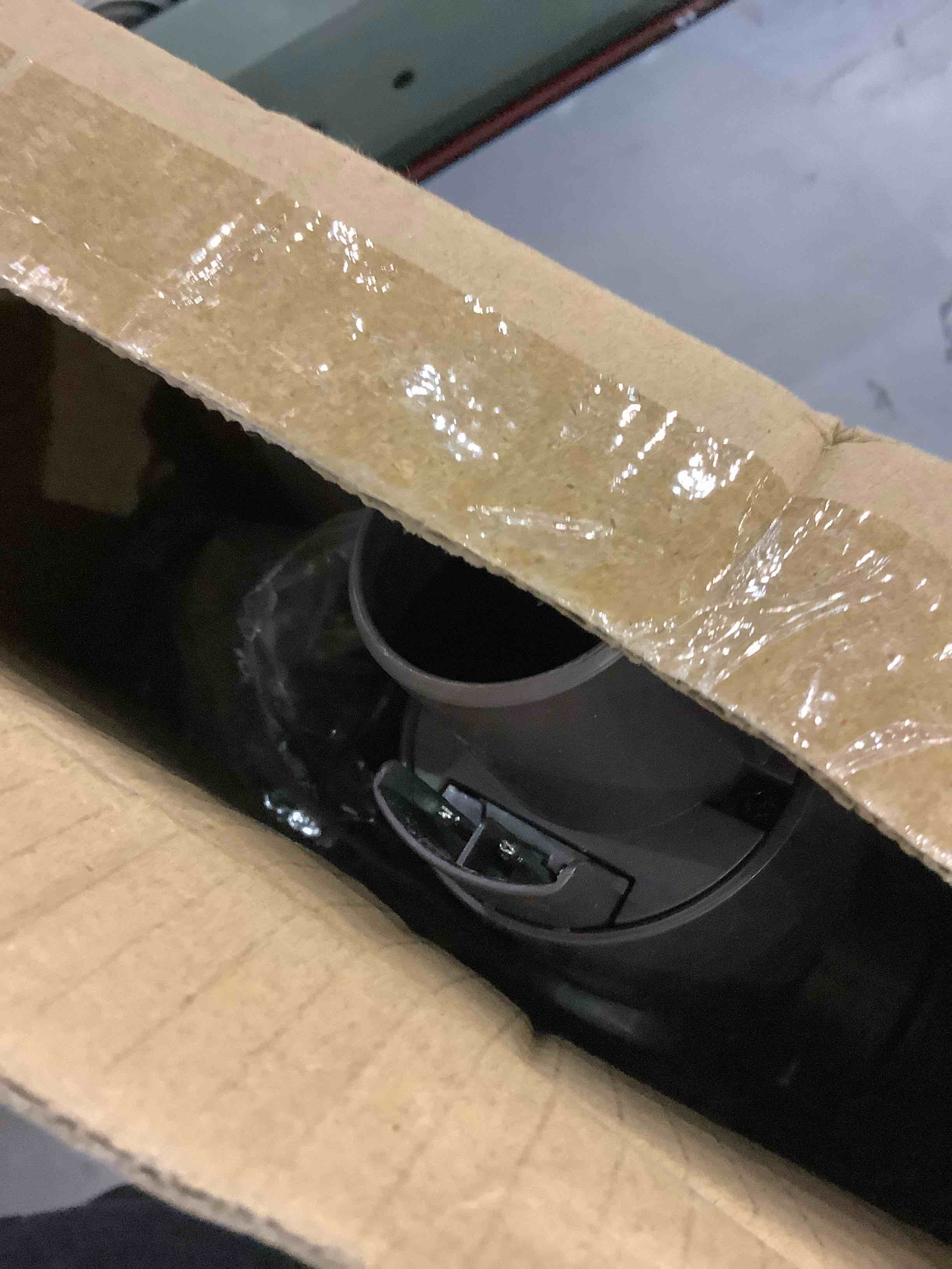 https://s3.amazonaws.com/lotting-images-prod/bidfta/EXS00341838_1695212404187.jpeg