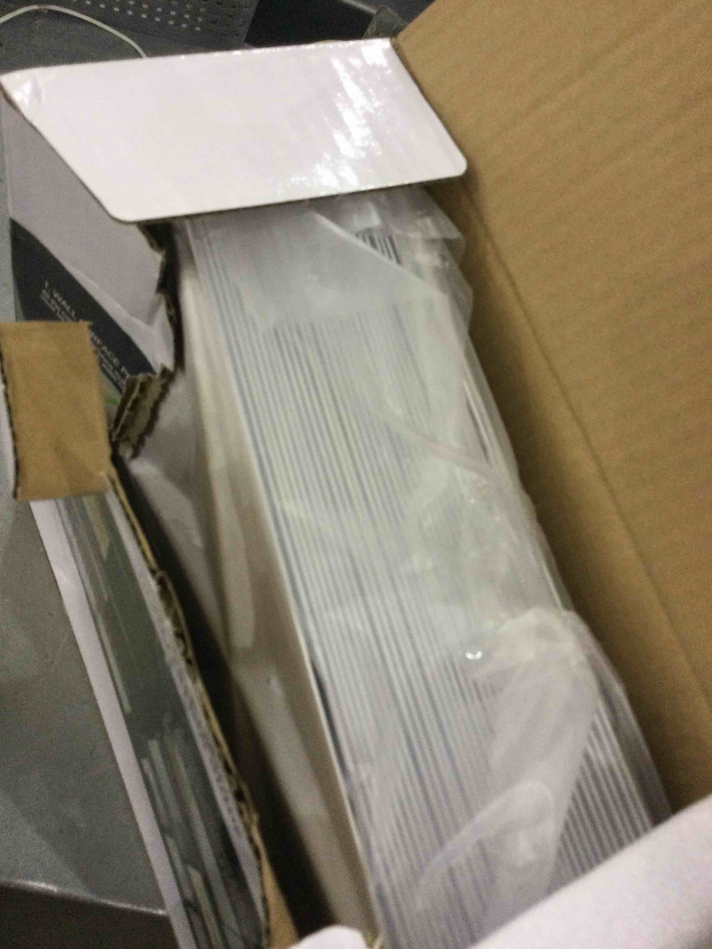 https://s3.amazonaws.com/lotting-images-prod/bidfta/EXS00342200_1691077202271.jpeg