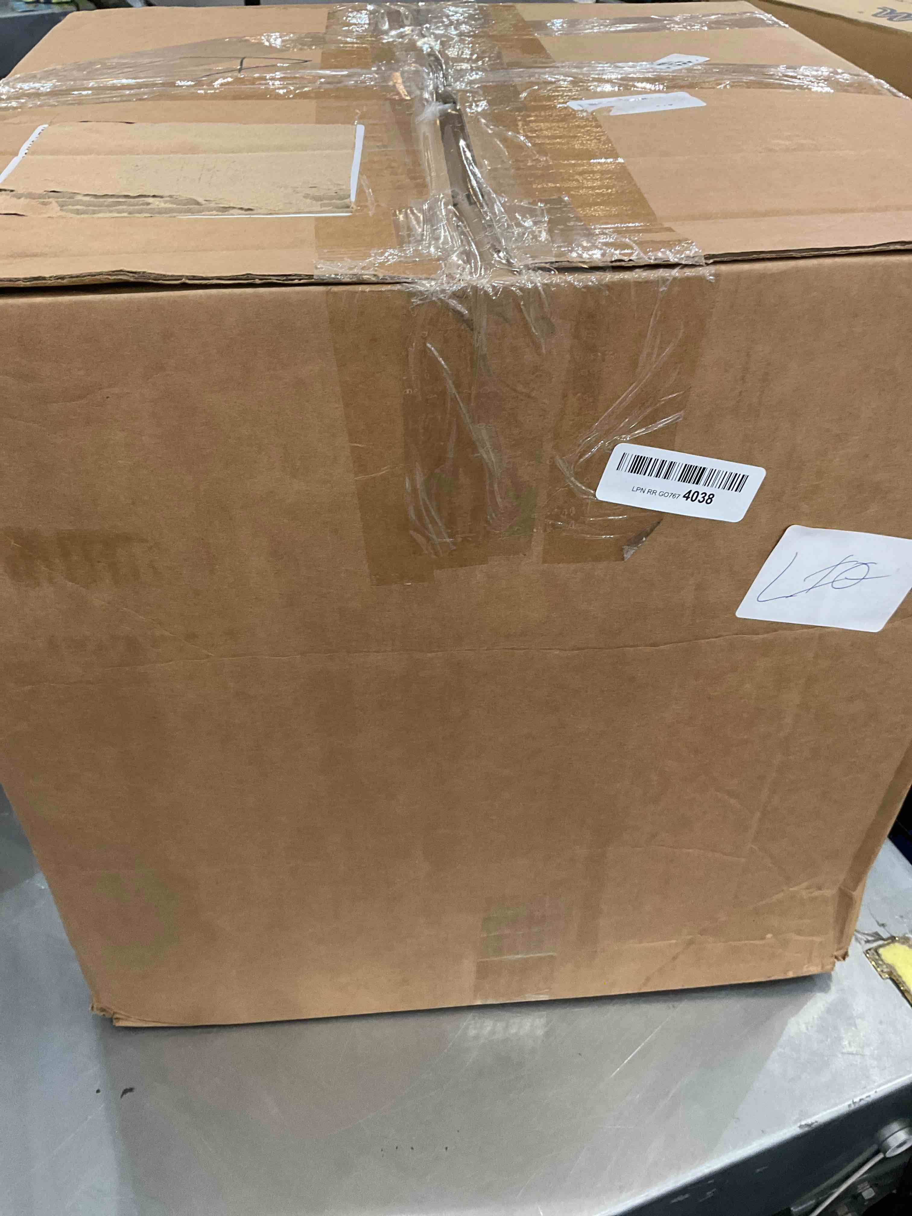 https://s3.amazonaws.com/lotting-images-prod/bidfta/EXS00342975_1693495585379.jpeg